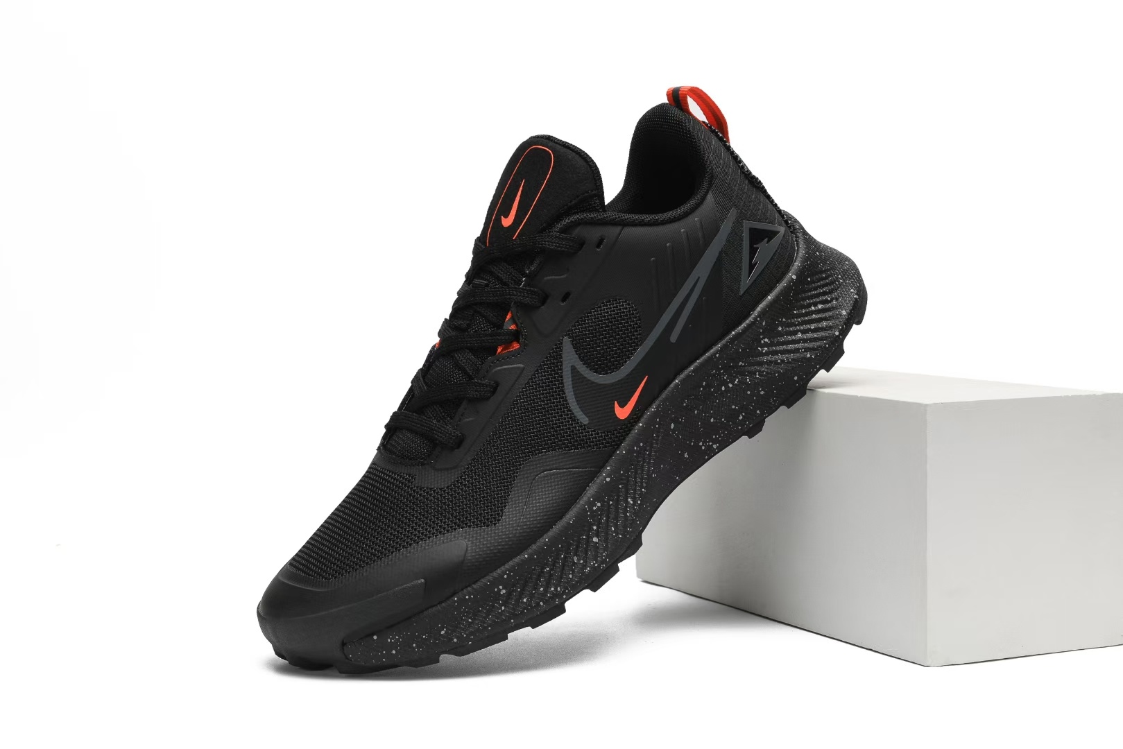 Nike Pegasus Trail #168（H-71）