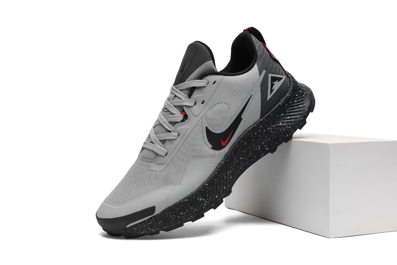 Nike Pegasus Trail #168（H-71）