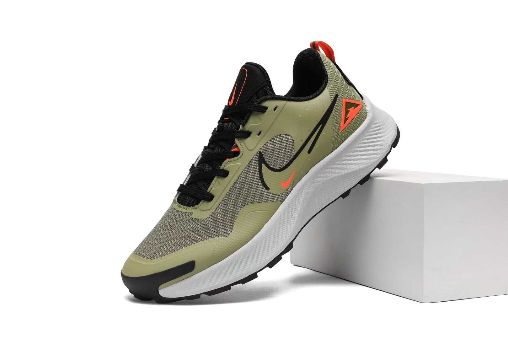 Nike Pegasus Trail #168（H-71）