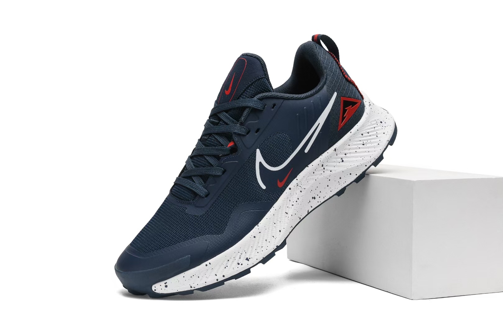 Nike Pegasus Trail #168（H-71）