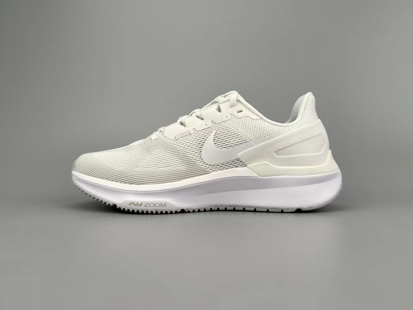 Nike Zoom Structure 25（H-21）