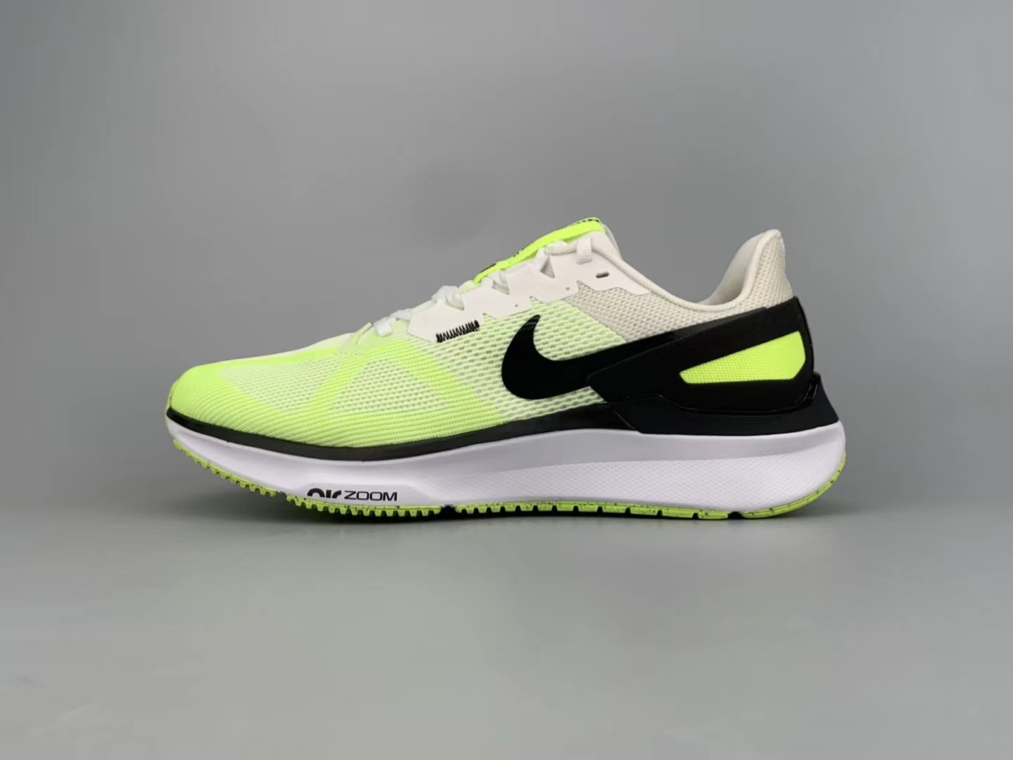 Nike Zoom Structure 25（H-21）