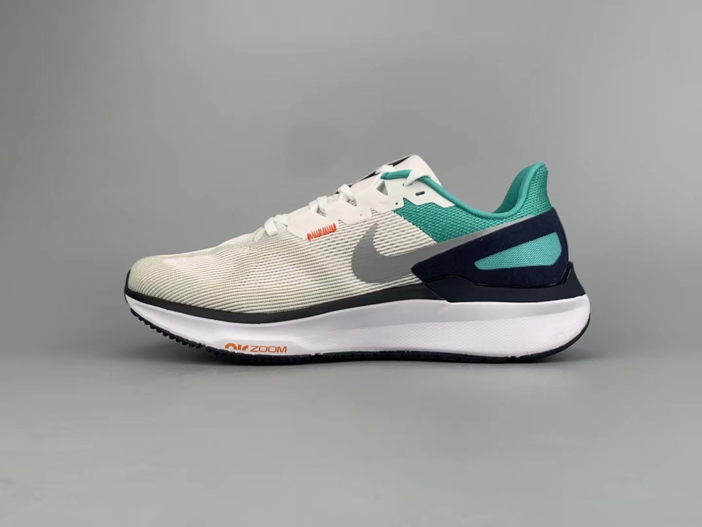 Nike Zoom Structure 25（H-21）