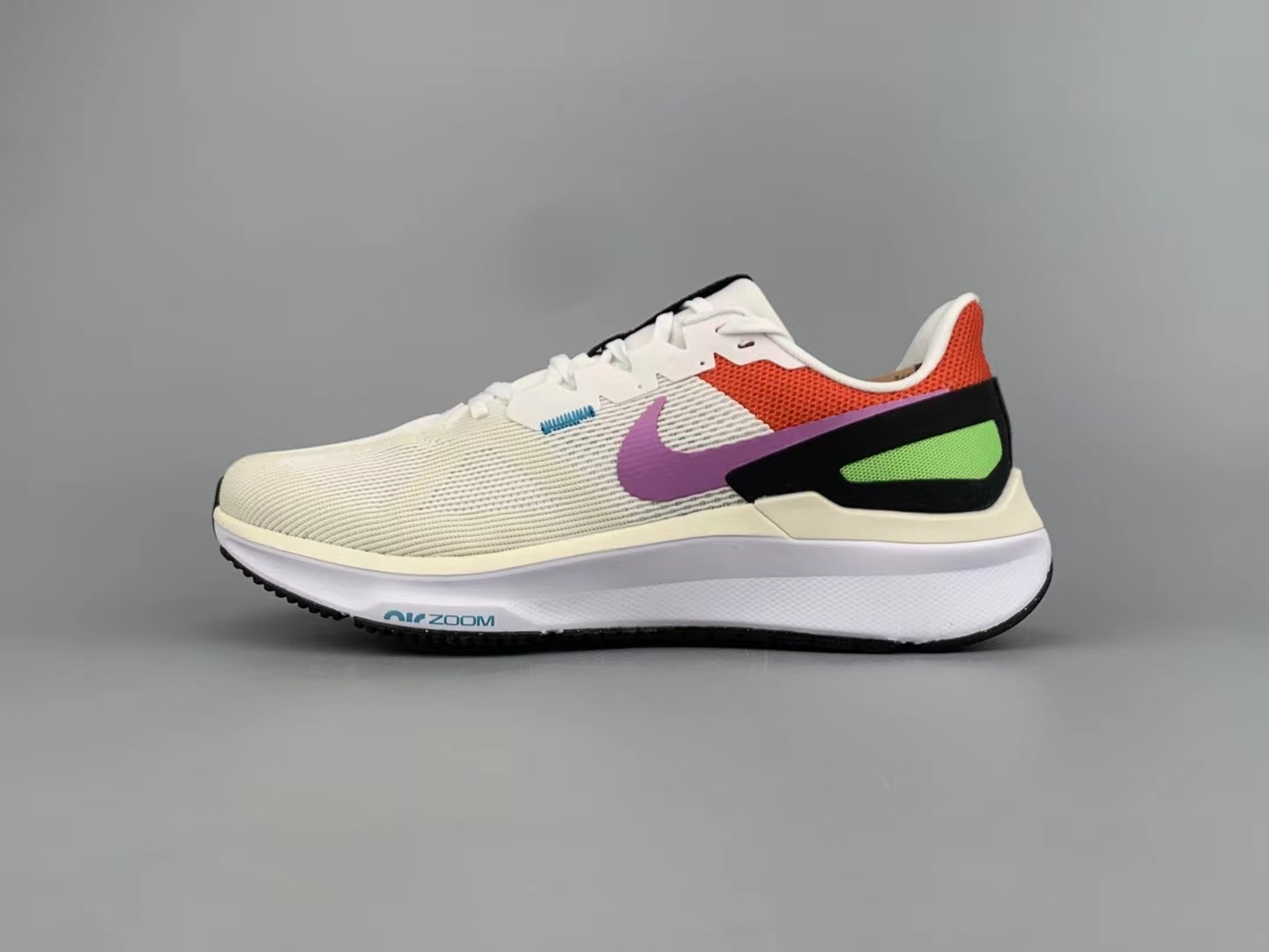 Nike Zoom Structure 25（H-21）