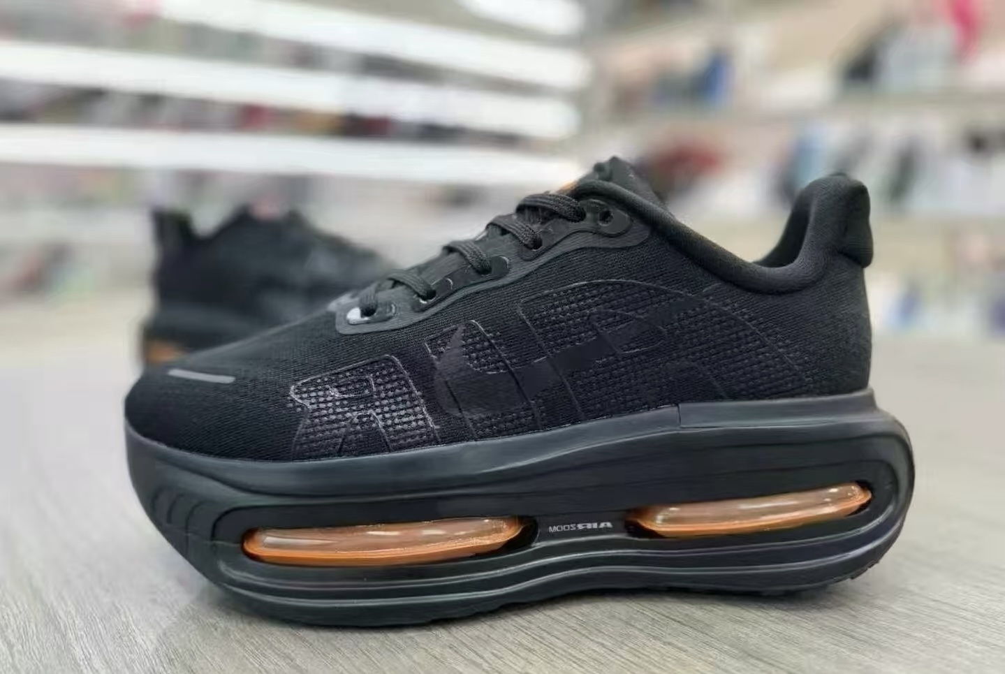 Nike Vomero Premium（H-64）