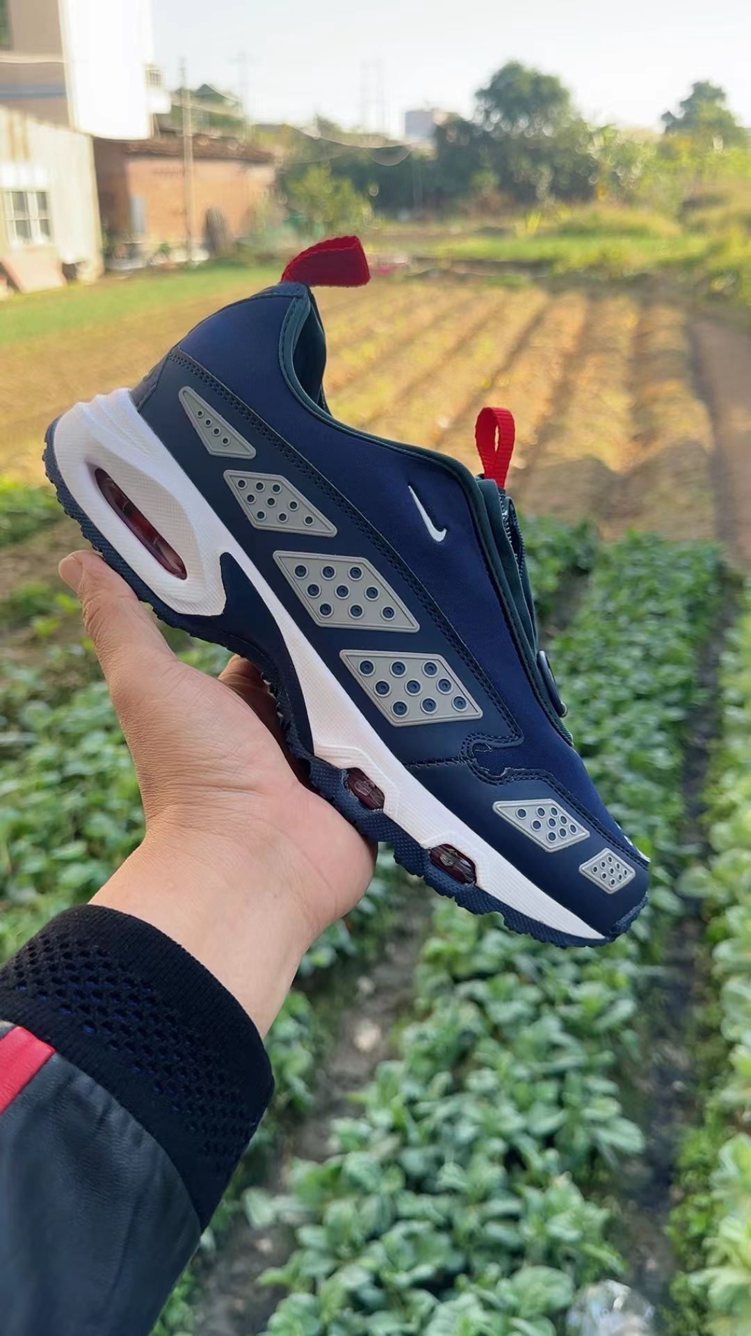 Air Max Sunder（F41 026）