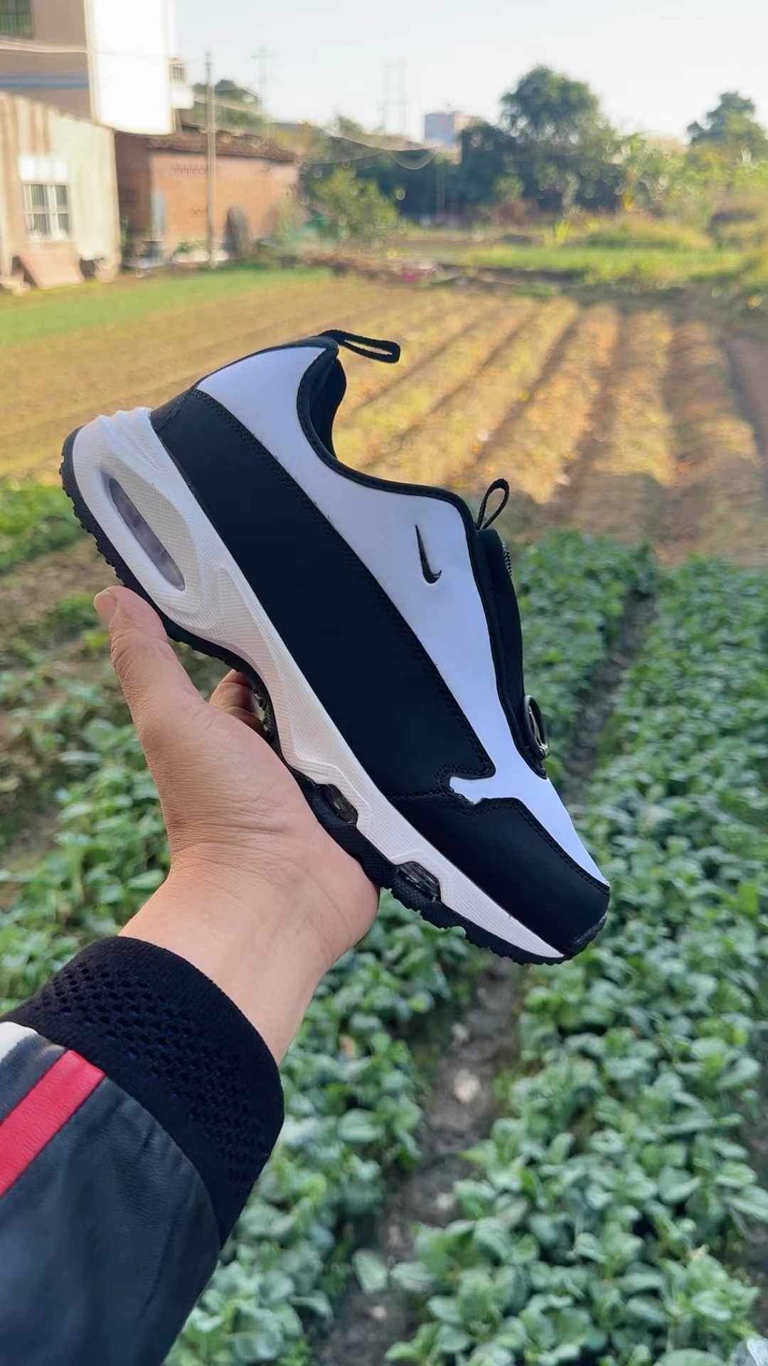Air Max Sunder（F41 026）