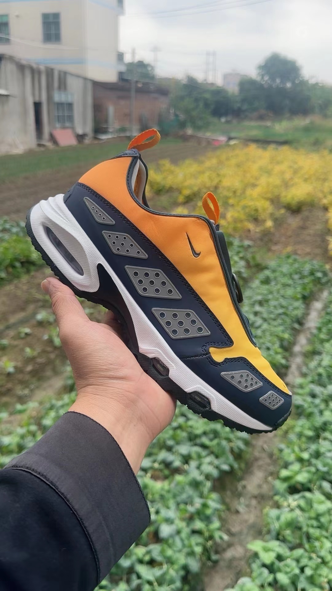 Air Max Sunder（F41 026）