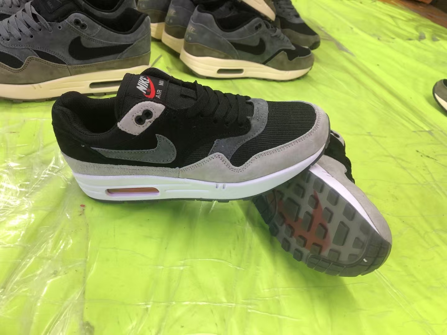 Air Max 87 (F37-2)