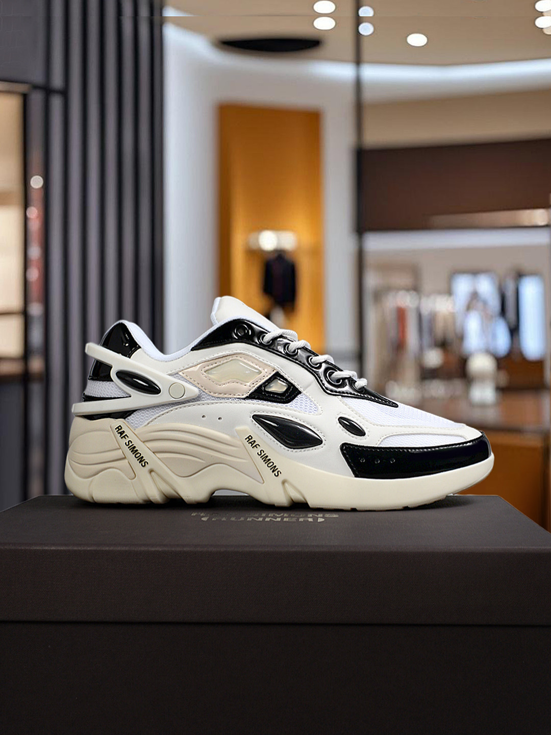 Raf Simons X Adidas v3（F12）