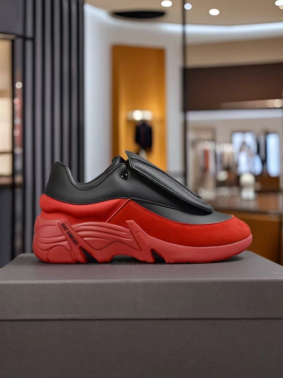 Raf Simons X Adidas v1（F12）