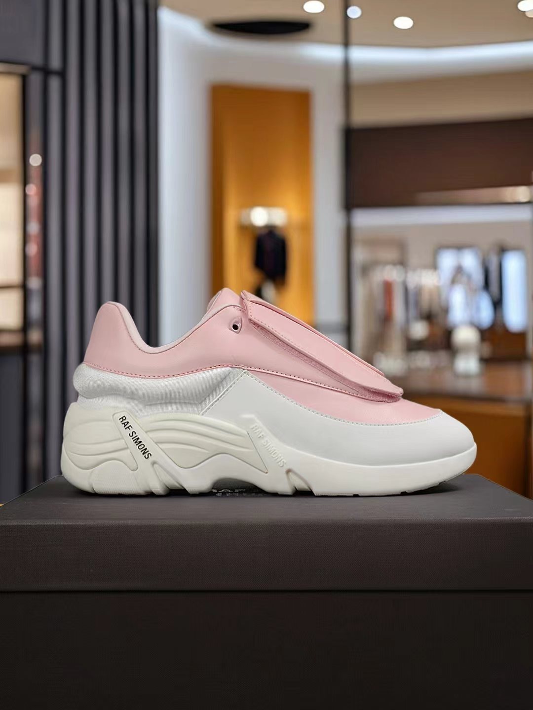 Raf Simons X Adidas v1（F12）