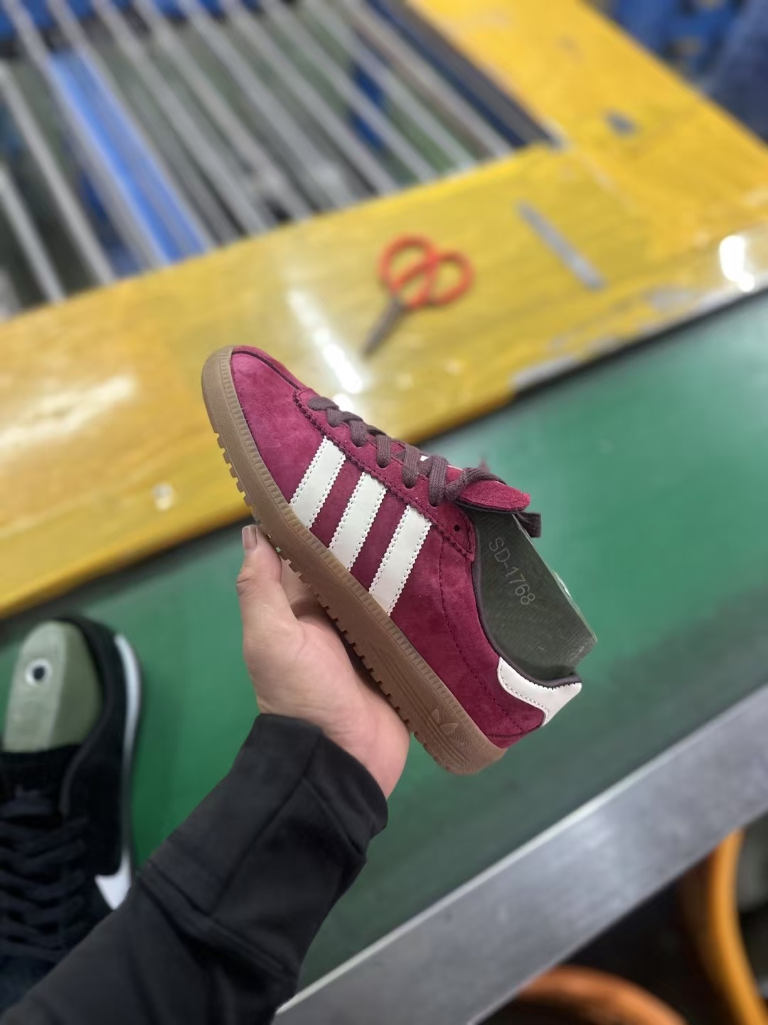 Adidas Running（H-72  F52）