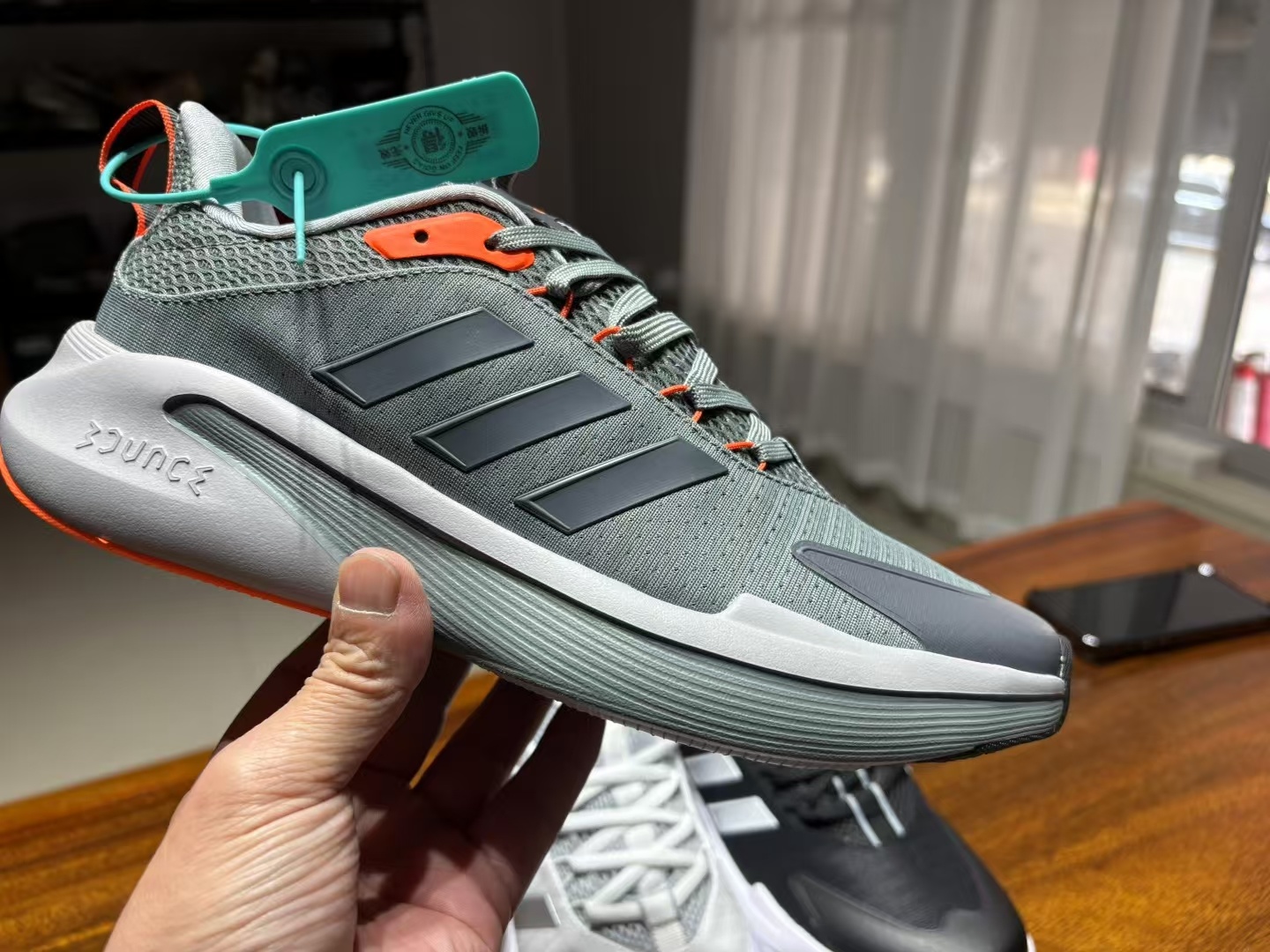 Adidas Alpha Edge 4D（D50）
