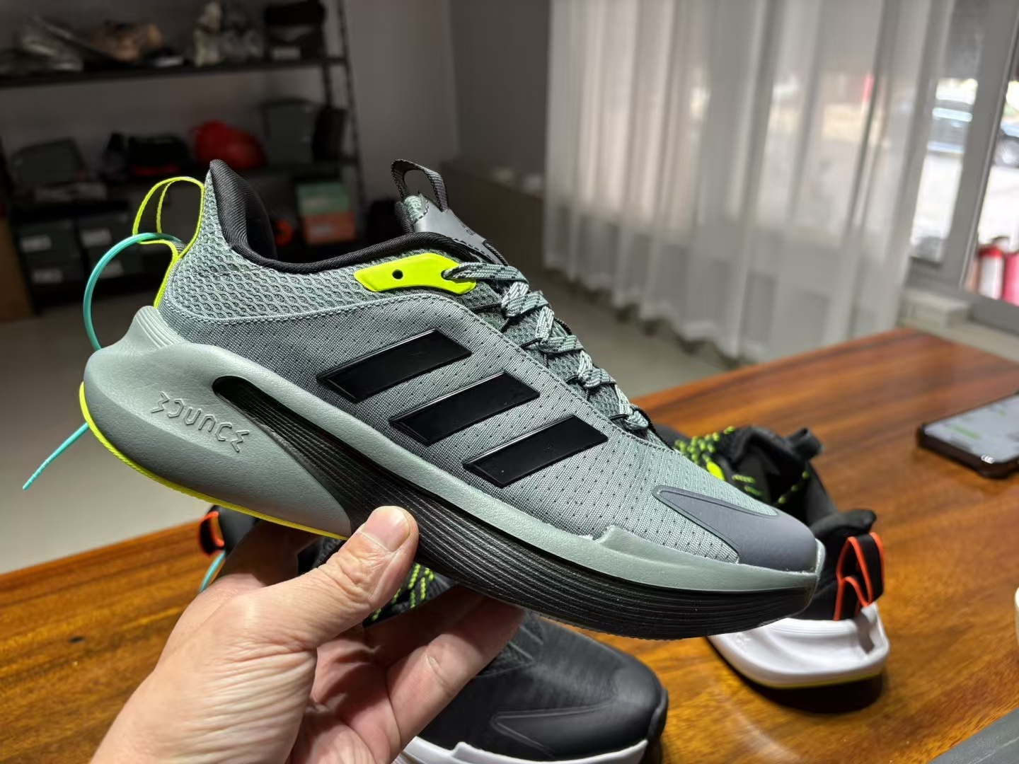 Adidas Alpha Edge 4D（D50）