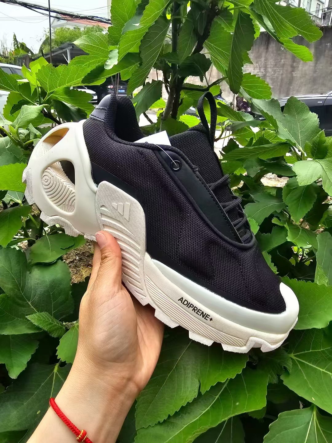 Adidas Wonder Runner（F120）
