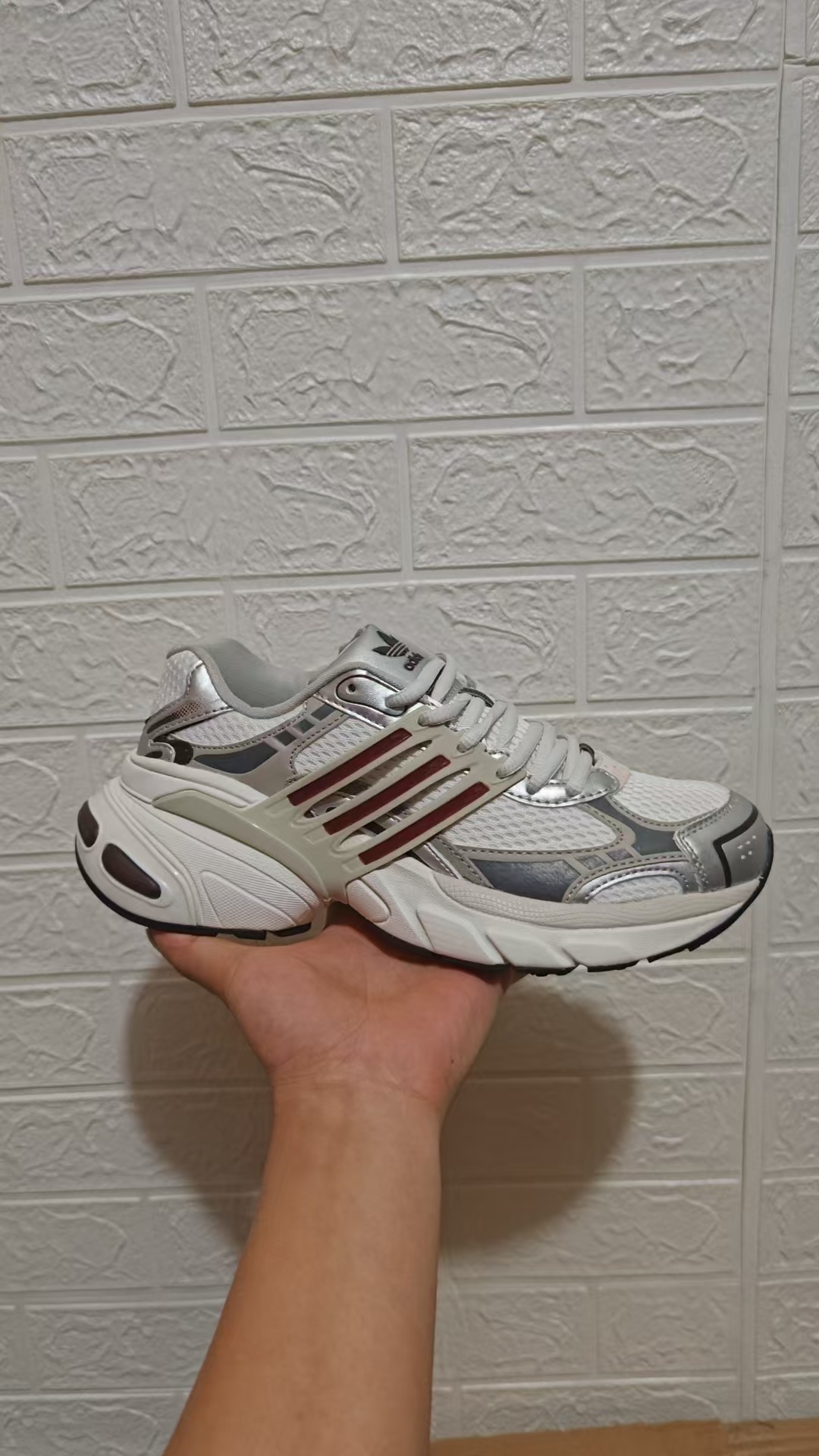 Adidas XLG（125）
