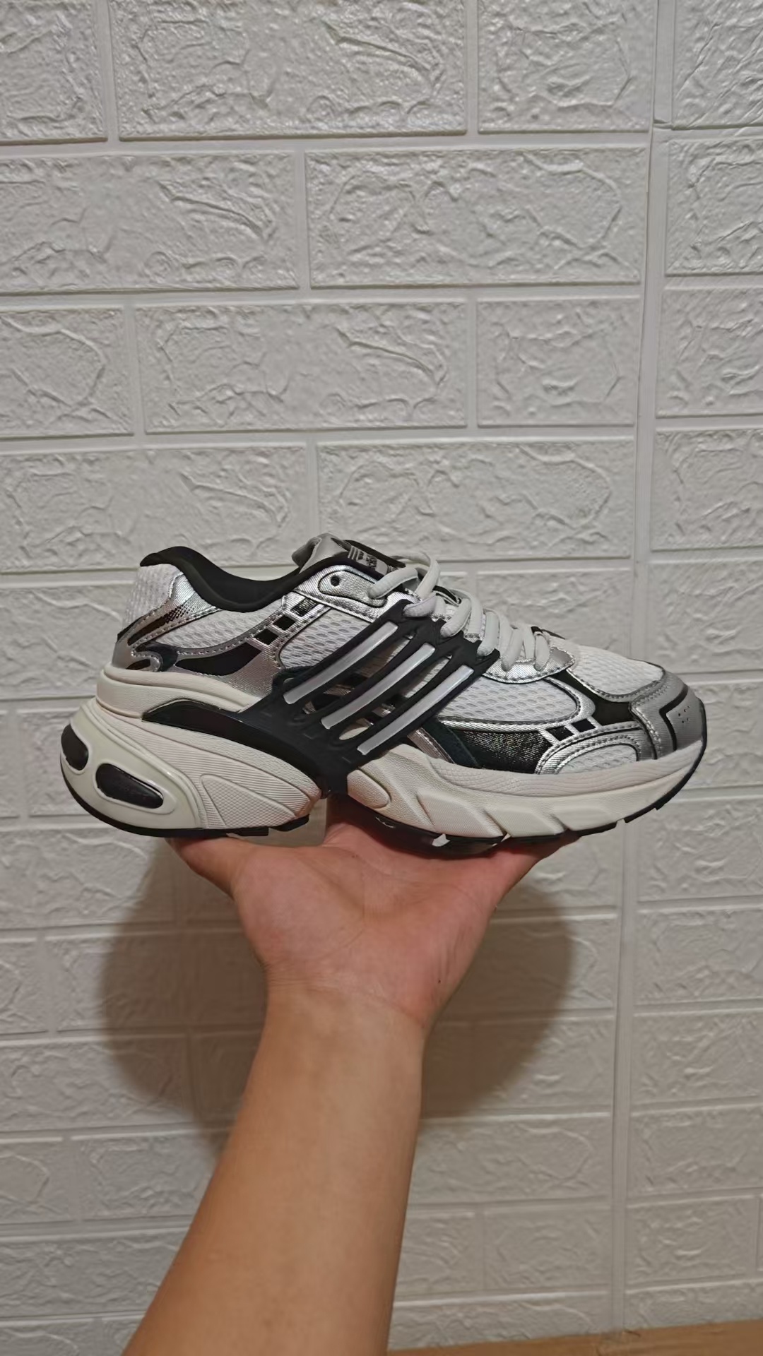 Adidas XLG（125）