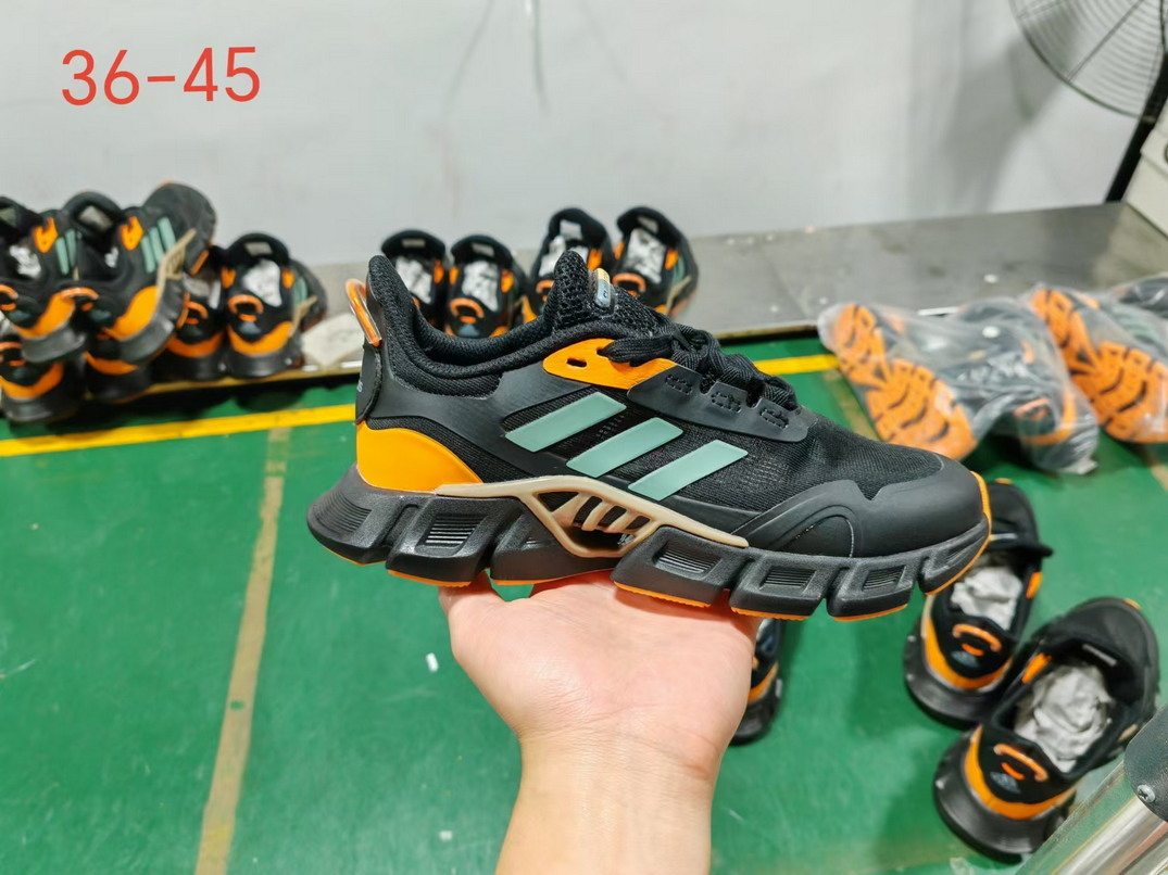 Adidas CllimaCool #郑。