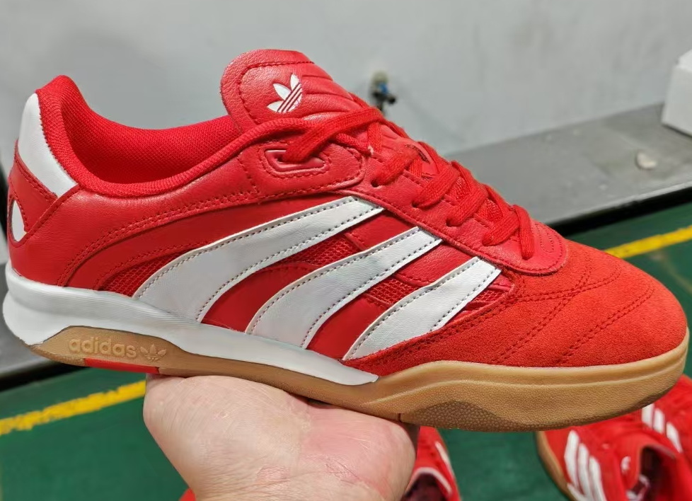 Adidas Low #郑。