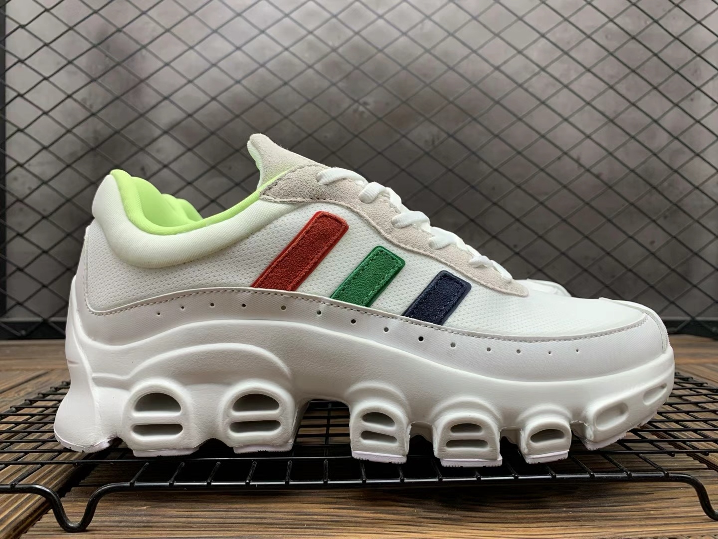 Adidas Adifom Megaride 40-45（F46）