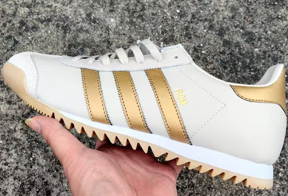 Adidas ROM
