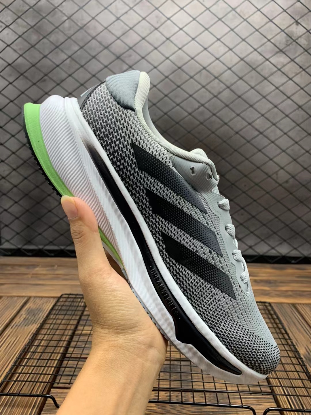 Adidas SuperNova Rise（F46 H-28)