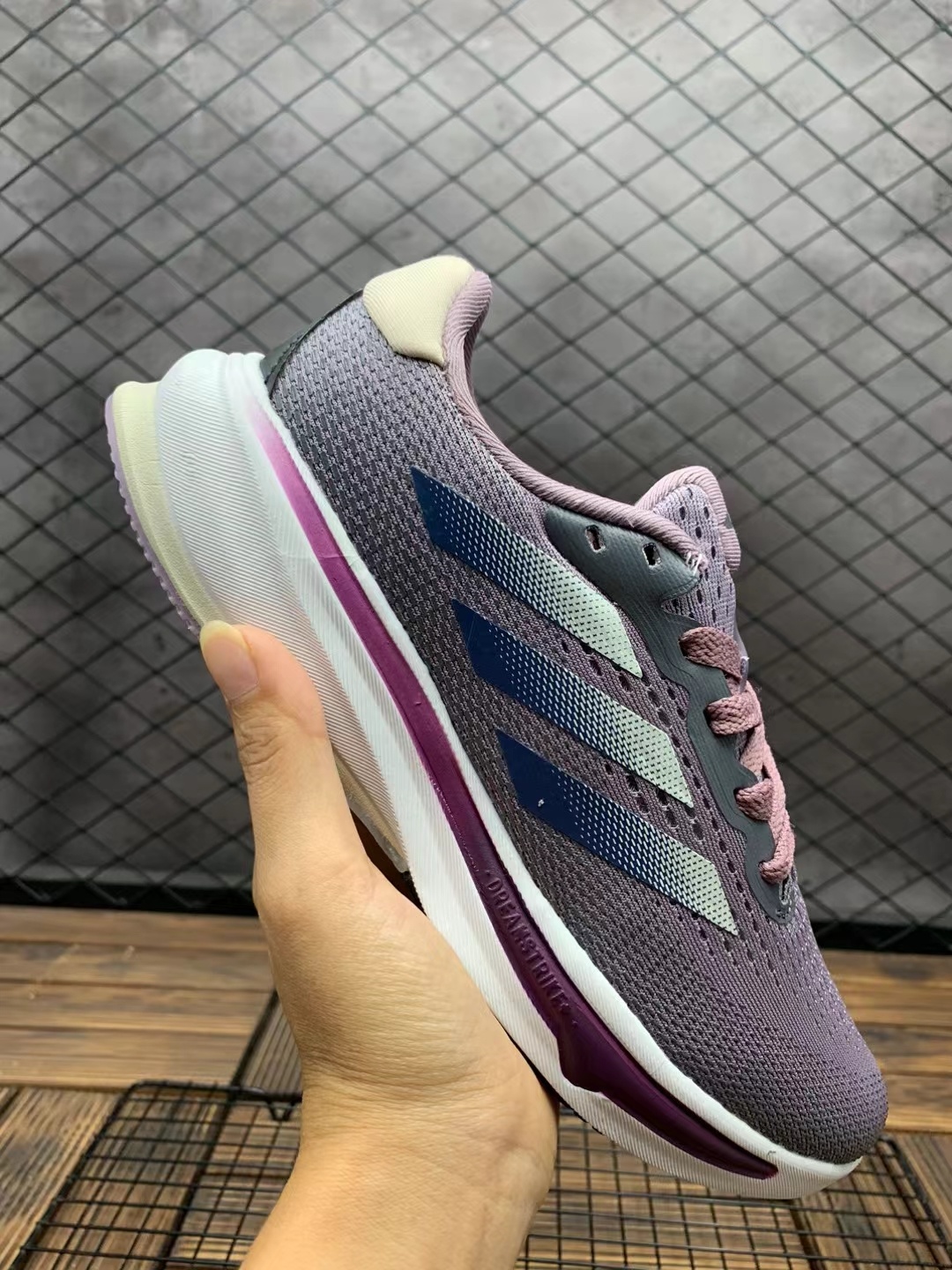Adidas SuperNova Rise（F46 H-28)