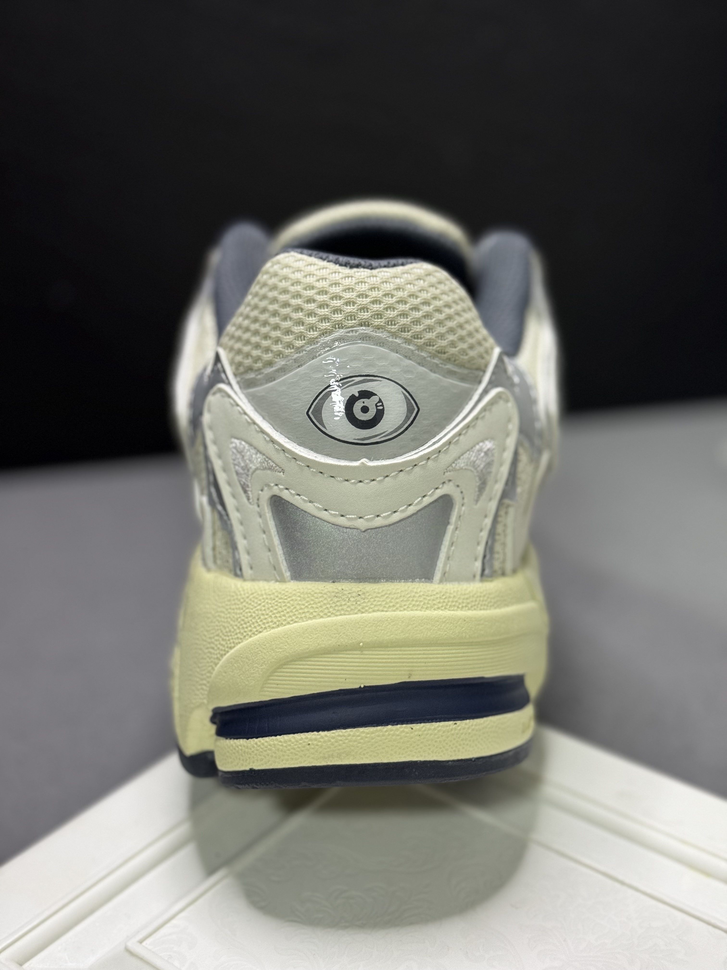 Bad Bunny X Adidas #1518 陈S