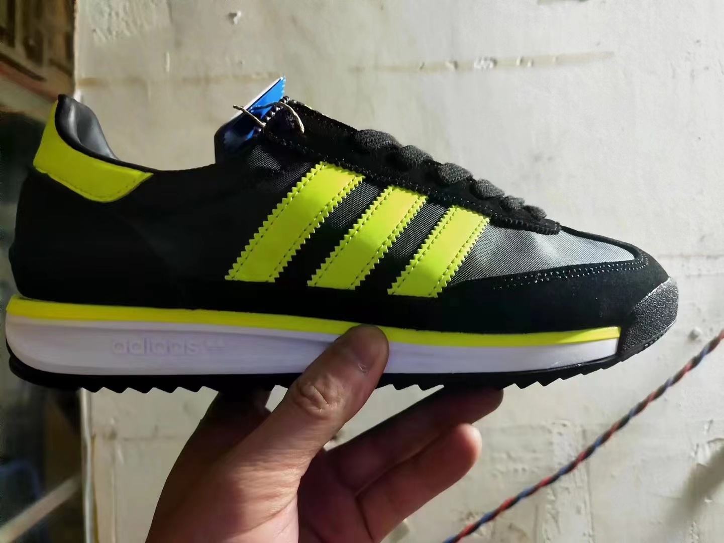 Adidas SL72（D47）
