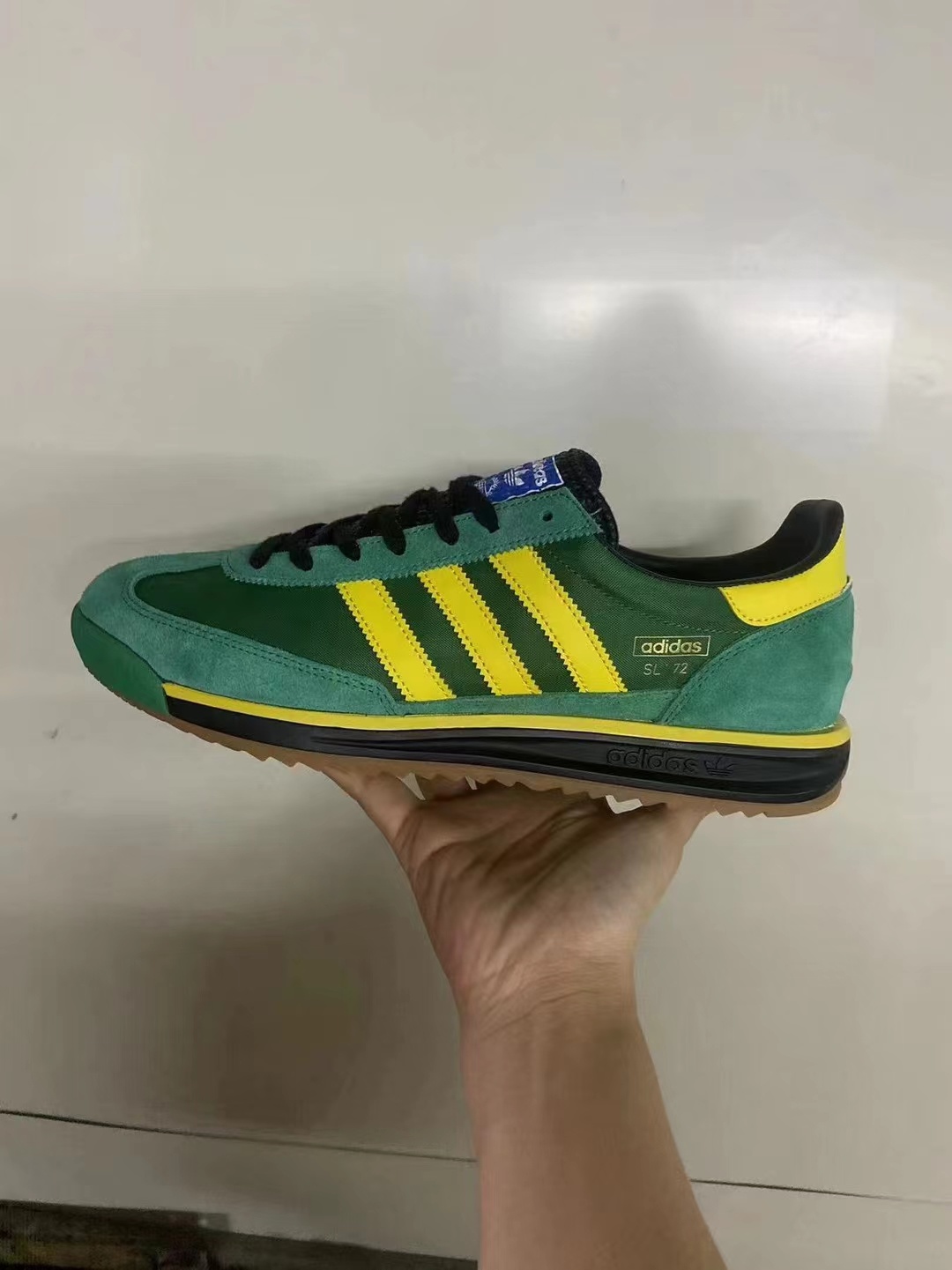 Adidas SL72（D47）