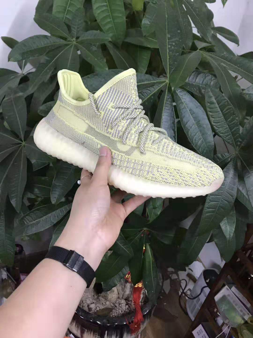 Yeezy 350V2防爆 (XZ)