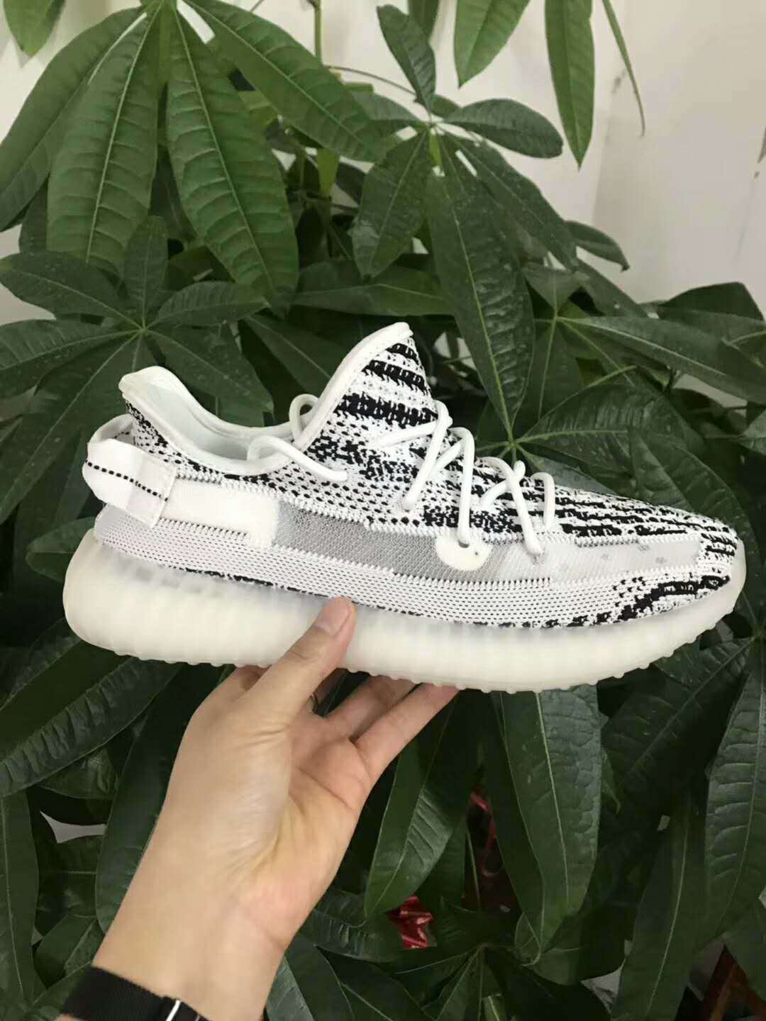Yeezy 350V2防爆 (XZ)