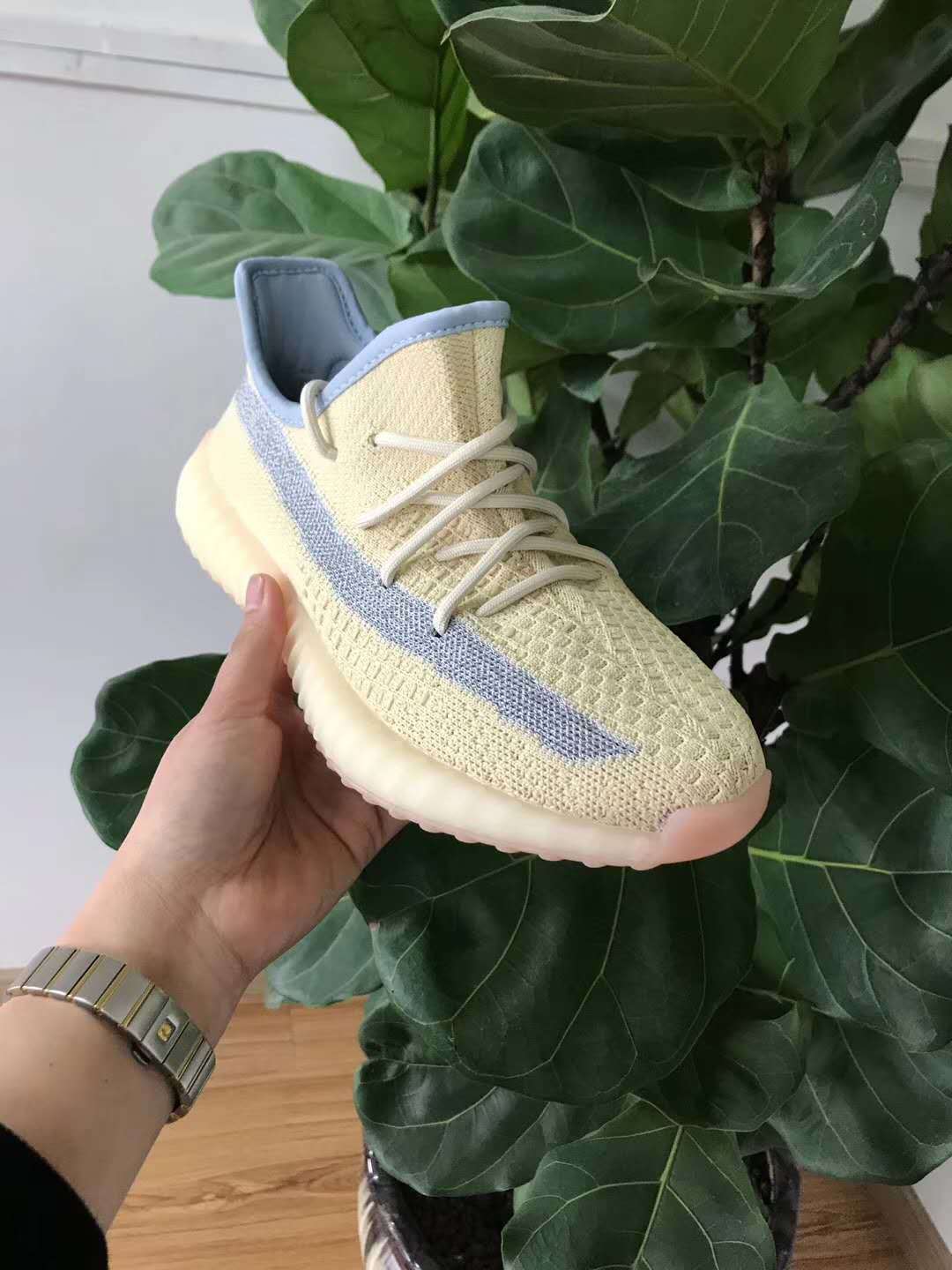 Yeezy 350V2防爆 (XZ)