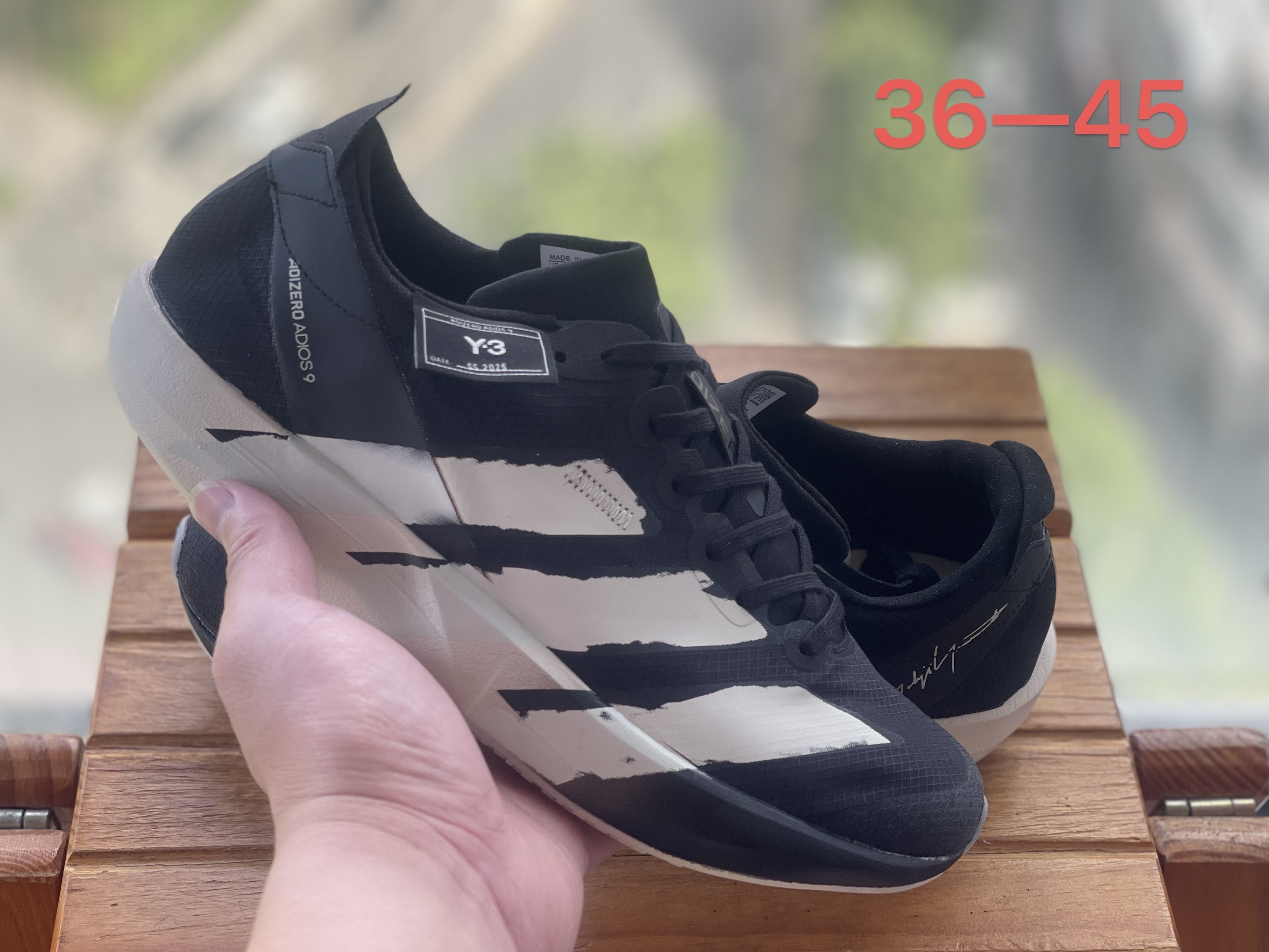 adiZero Adios 9 （H-63）