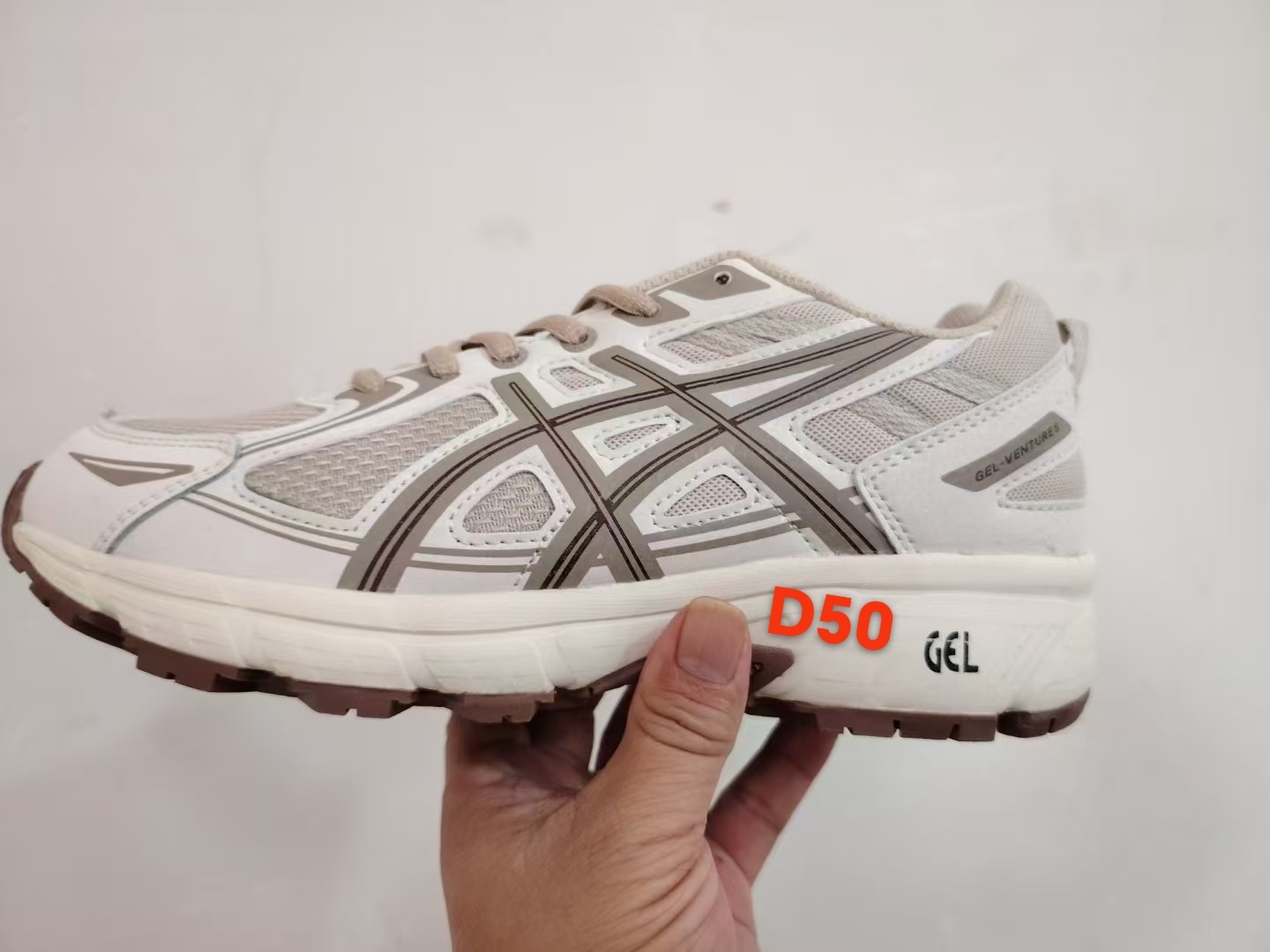 A-sics Gel-Ven-ture 6（D50）