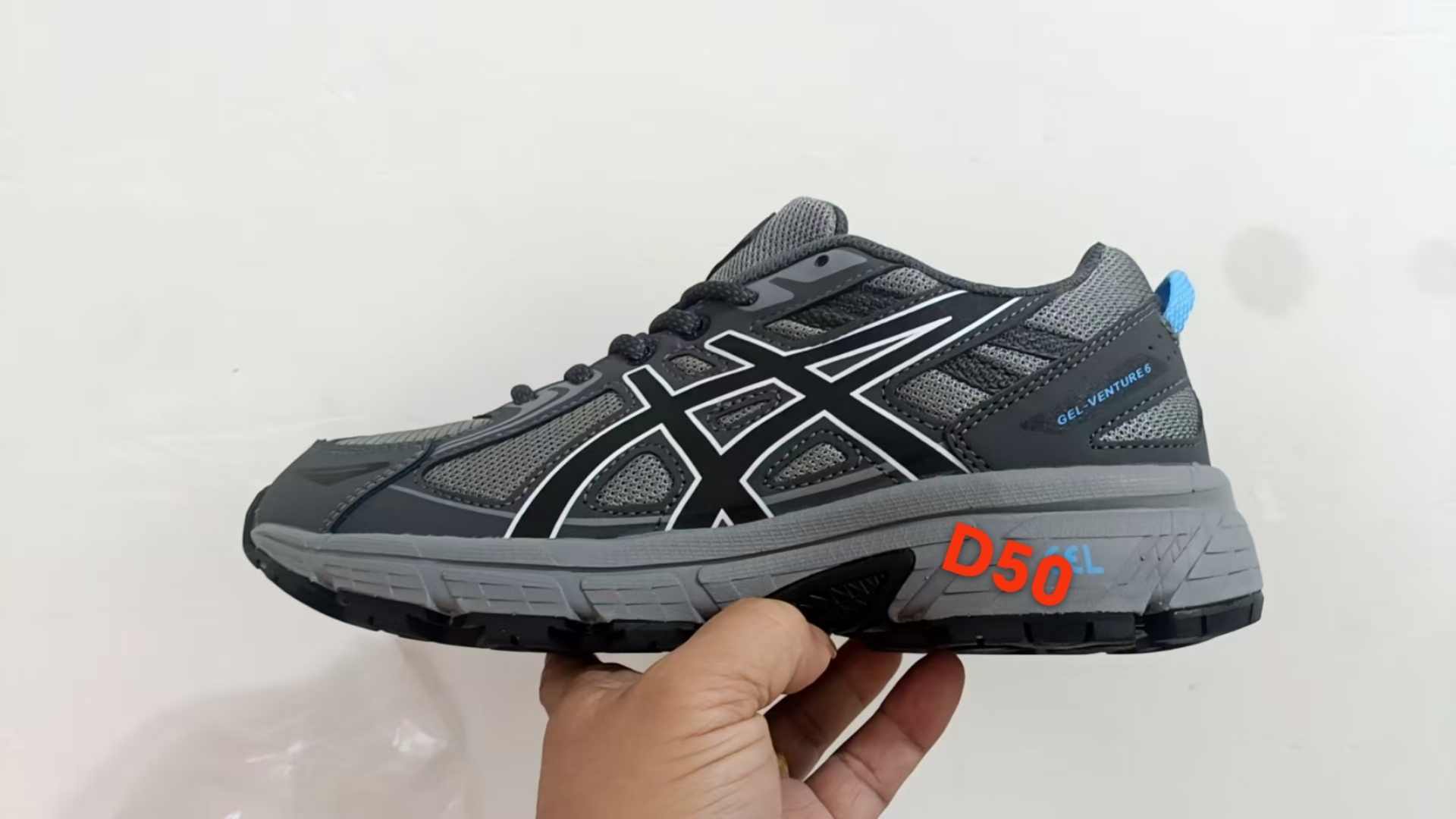 A-sics Gel-Ven-ture 6（D50）
