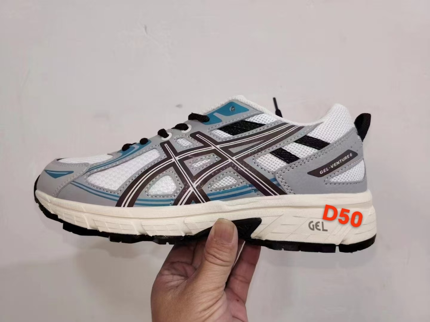 A-sics Gel-Ven-ture 6（D50）