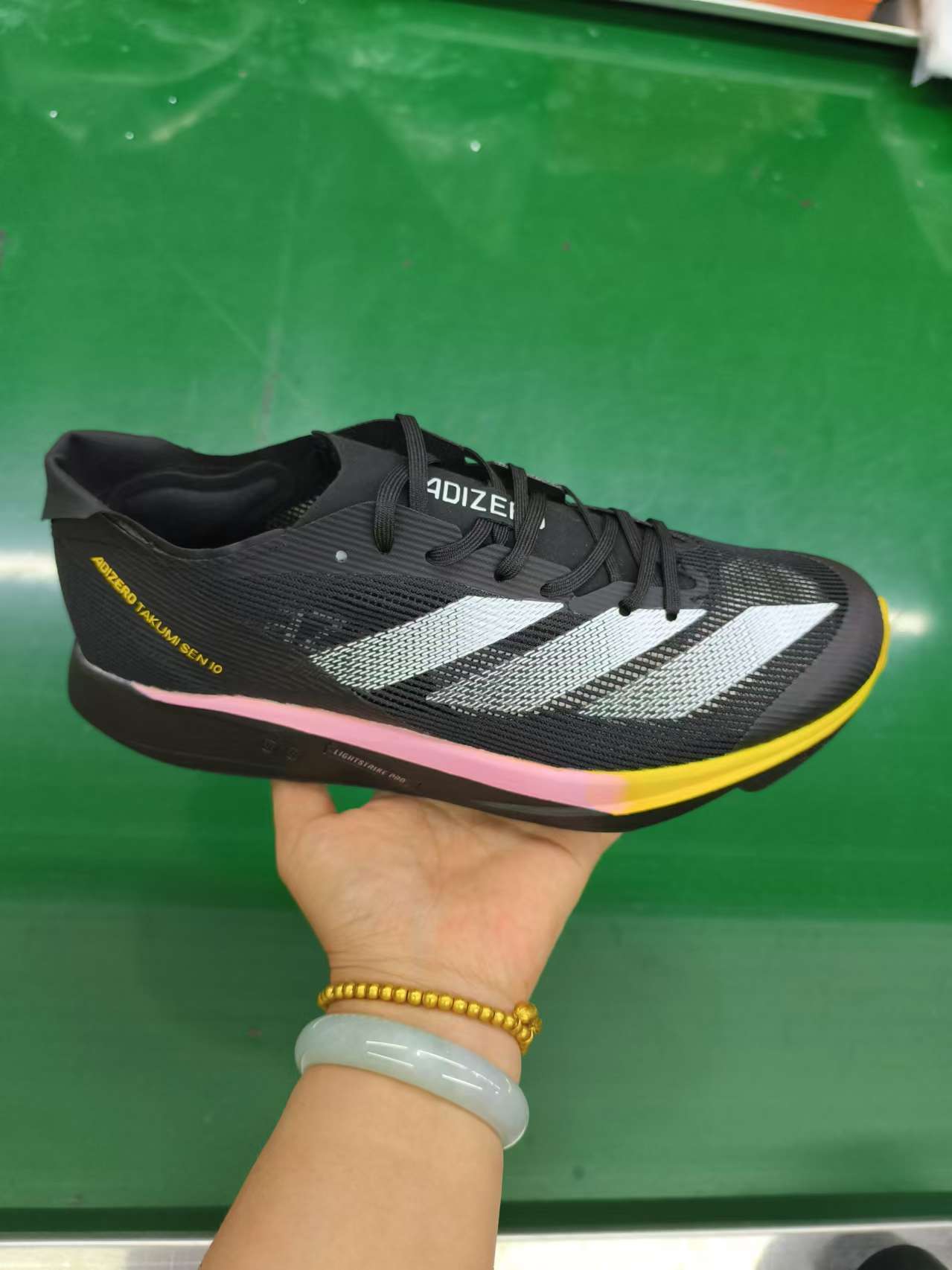adiZero Takumi（F117）