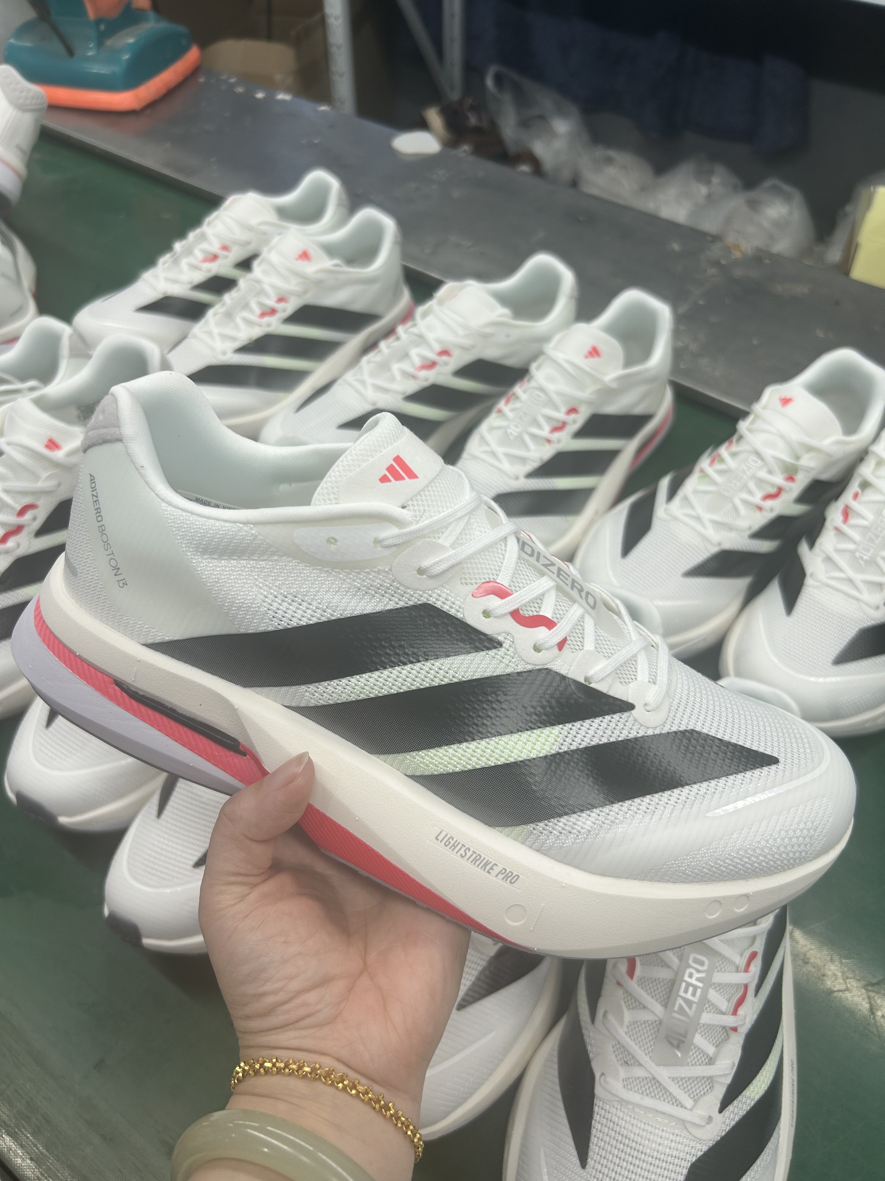 adiZero Boston 13 ​（J-14  H-28 H-42）