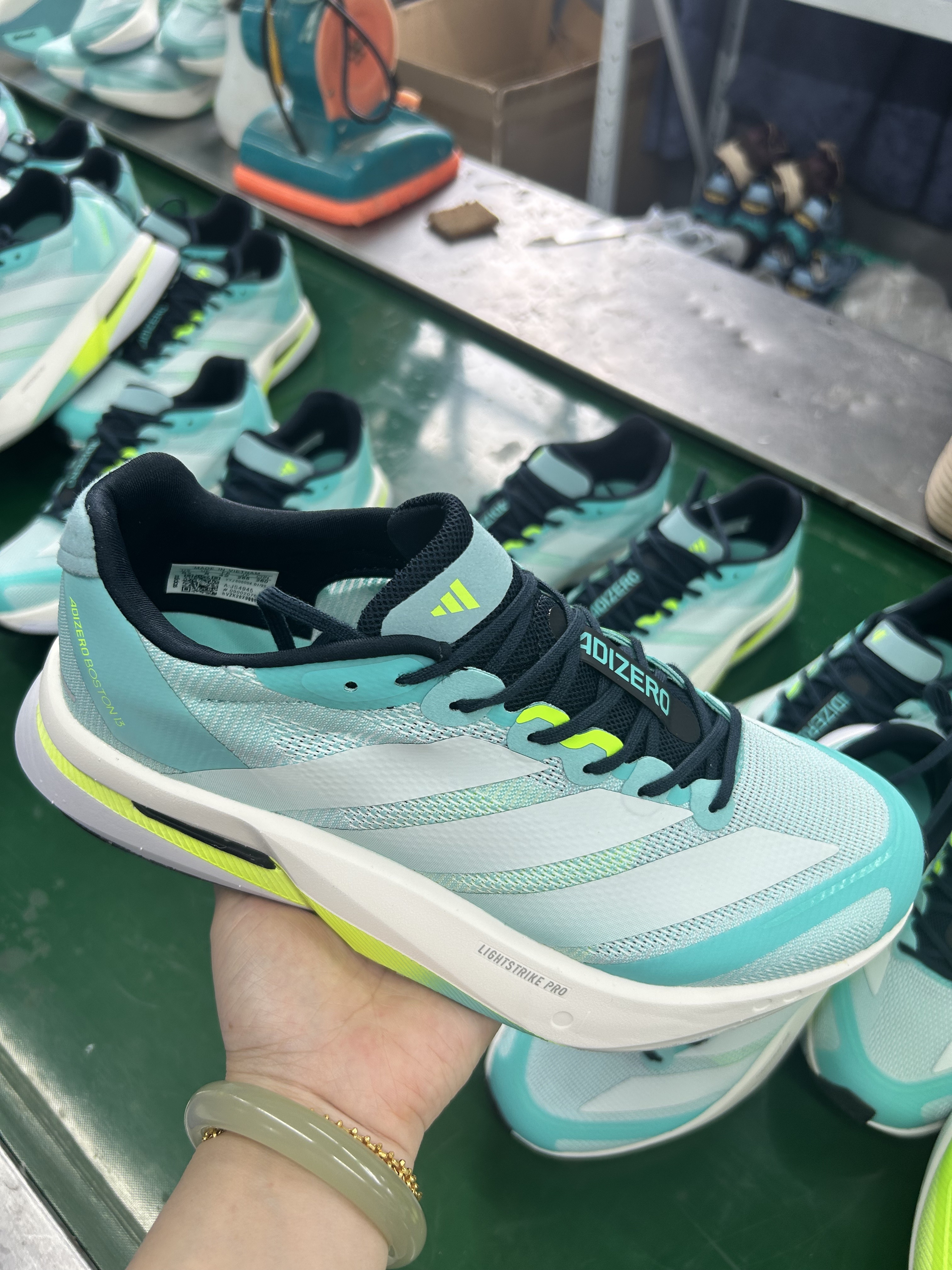 adiZero Boston 13 ​（J-14  H-28 H-42）