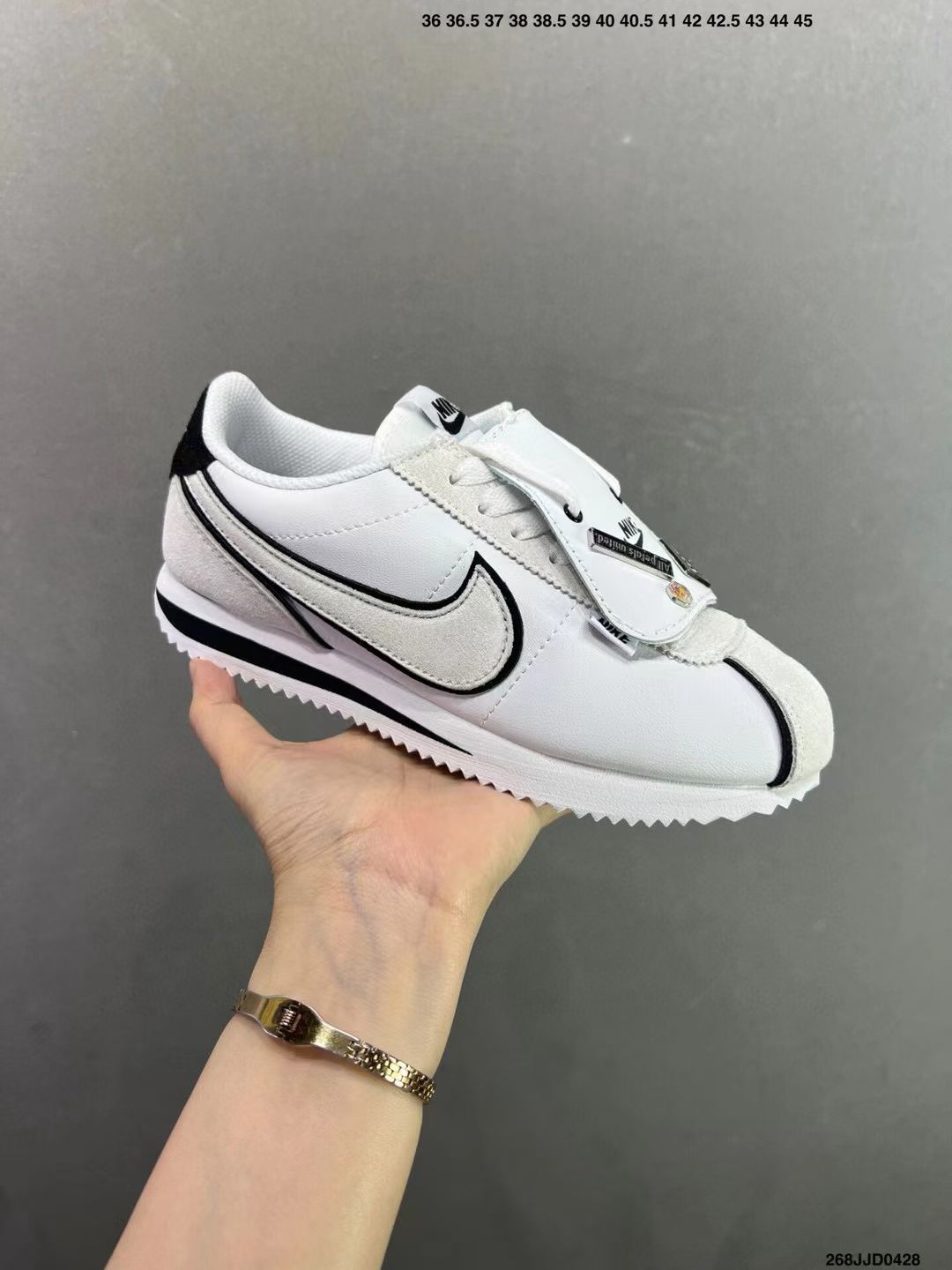 Nike Cortez（F52）