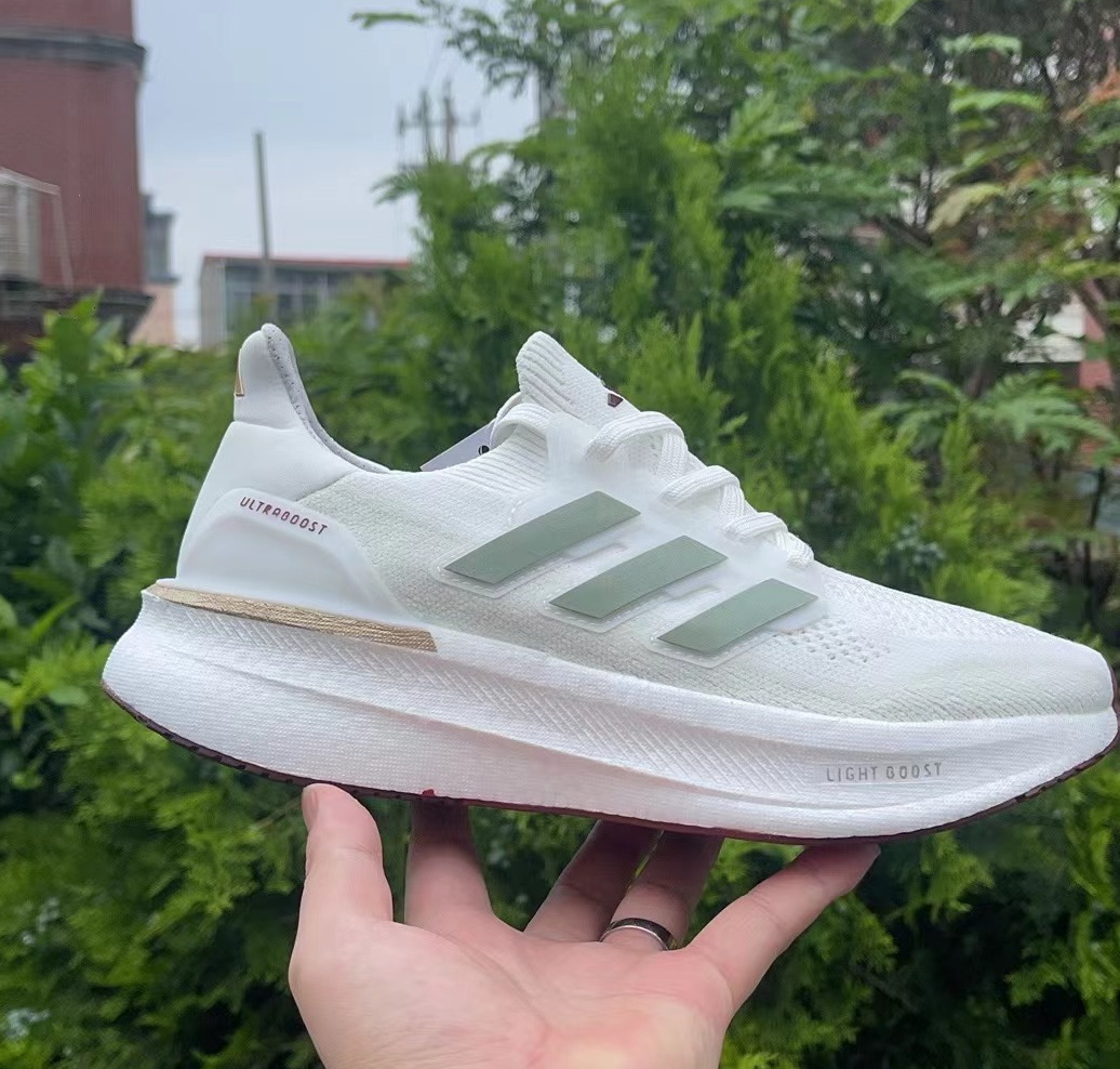 UltraBoost 10 真爆 #华D