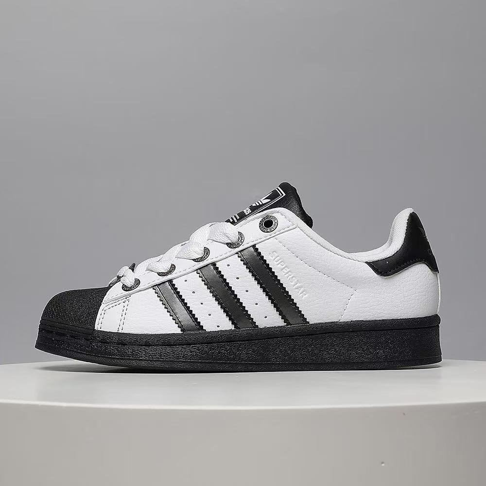 Superstar (H-22)