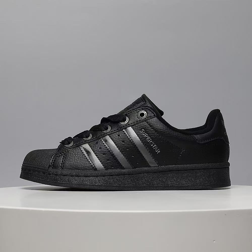 Superstar (H-22)