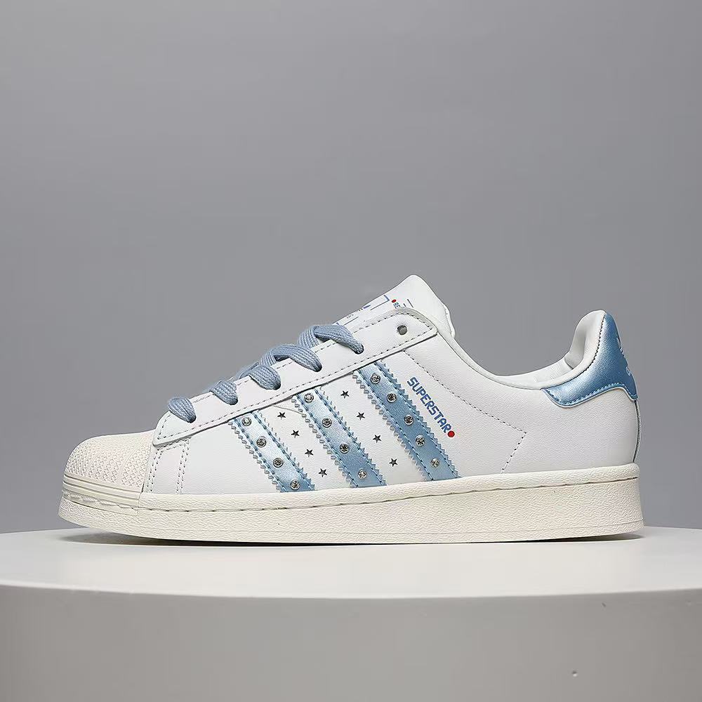 Superstar (H-22)