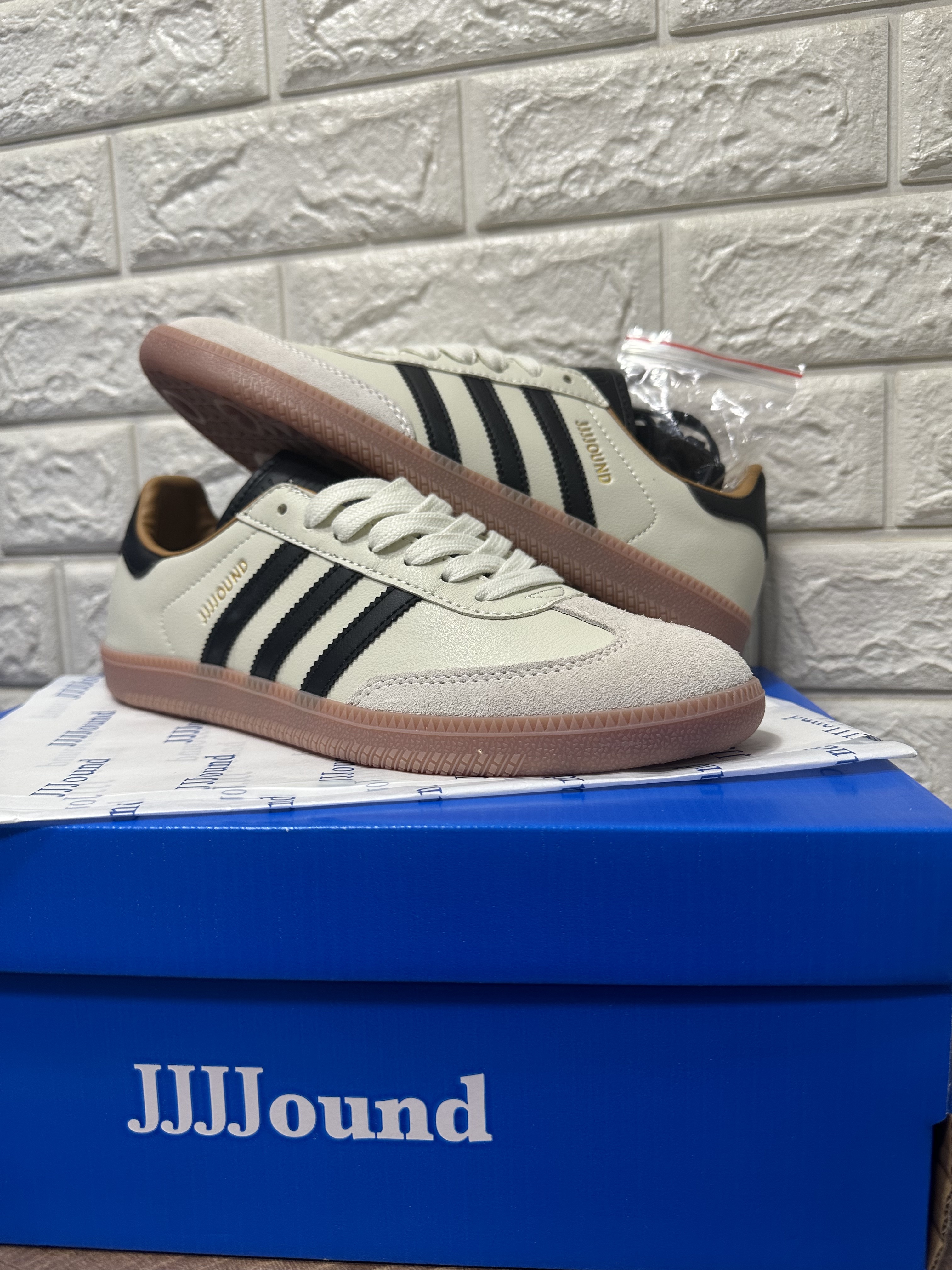 Adidas Samba（G48）