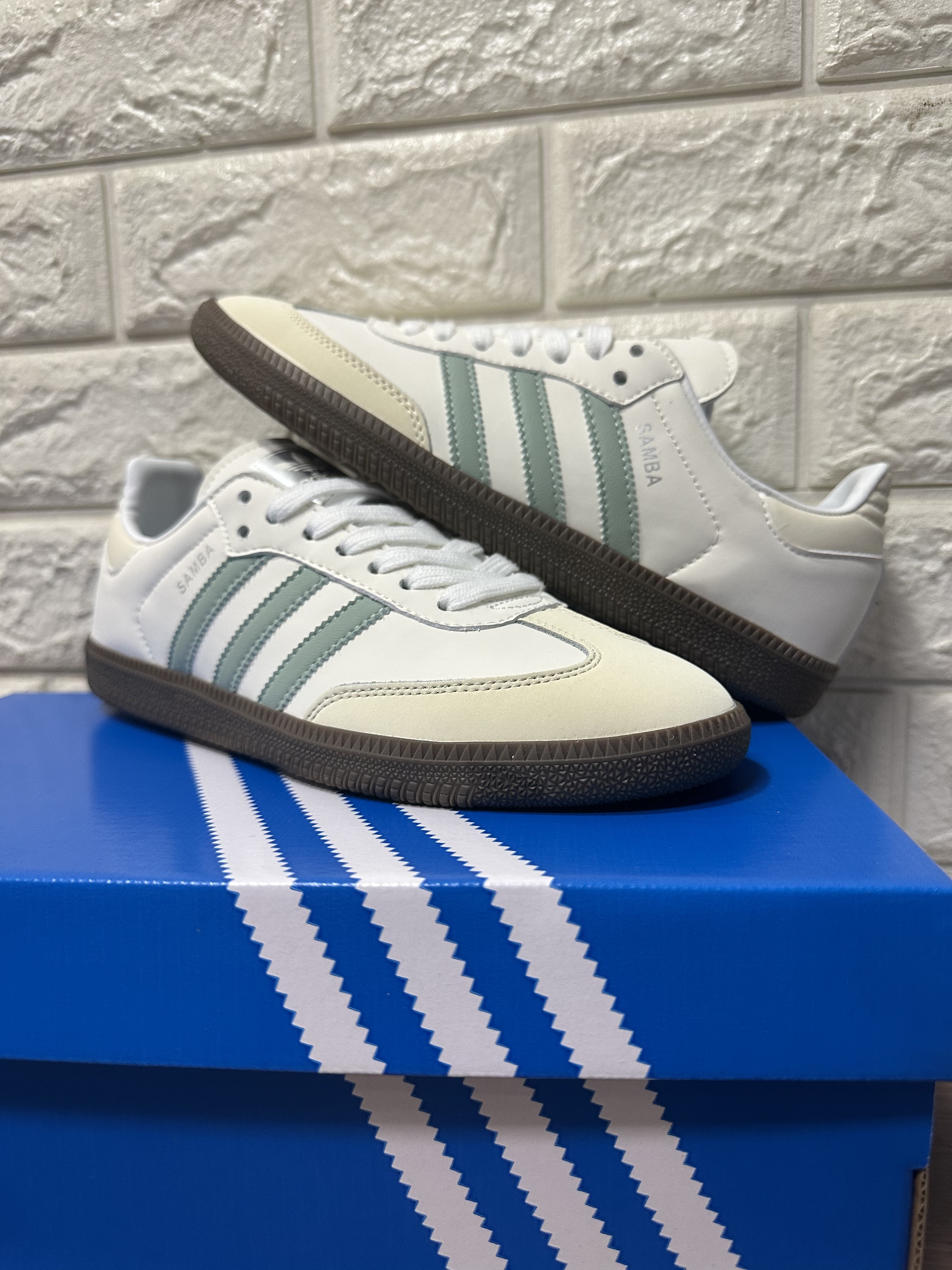 Adidas Samba（G48）