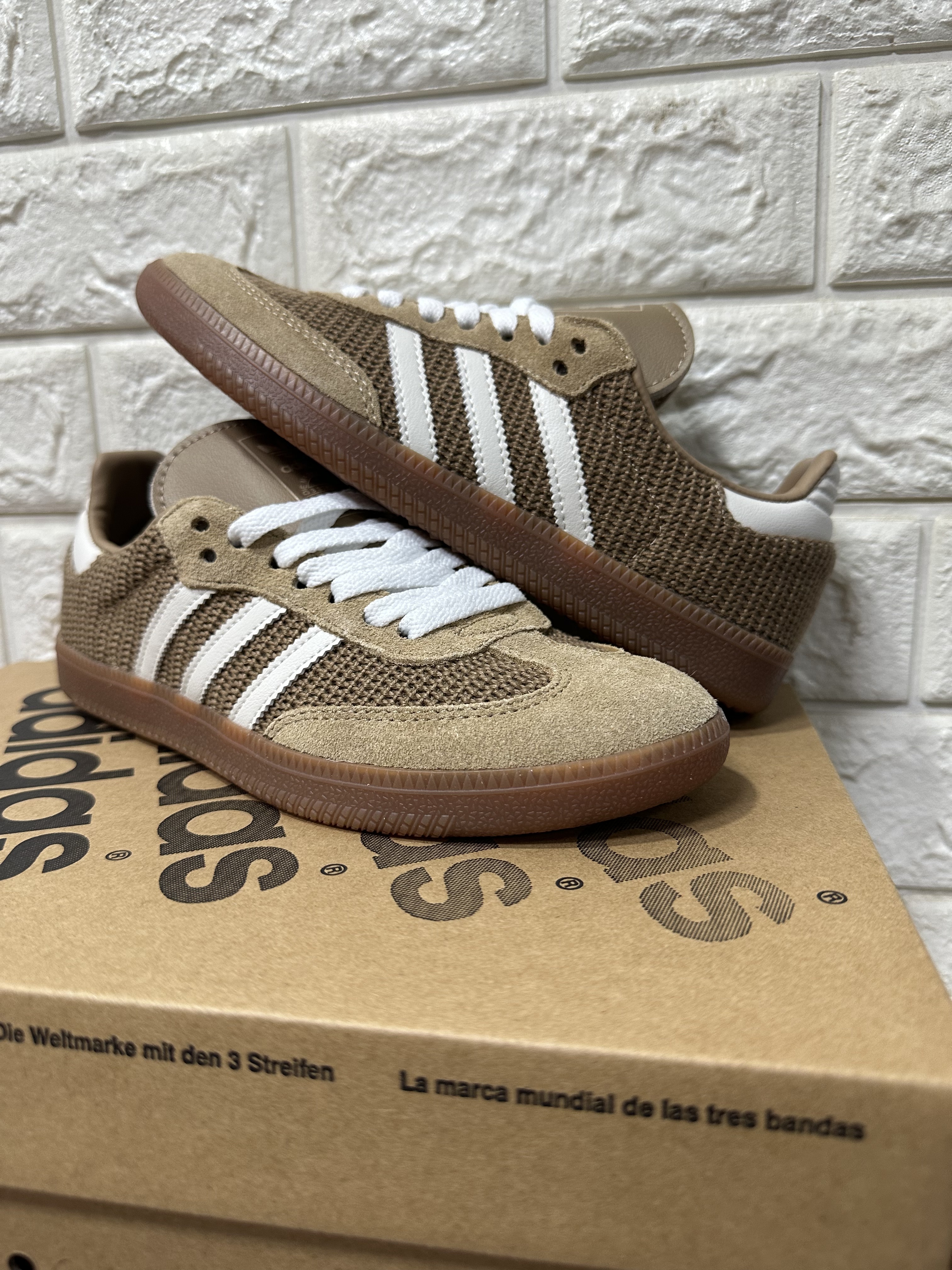 Adidas Samba（G48）