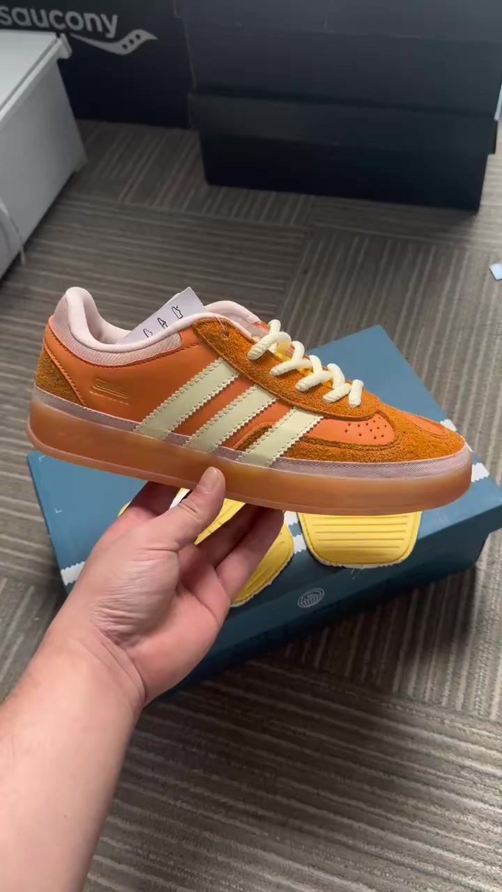 Adias SB（F97 G48）